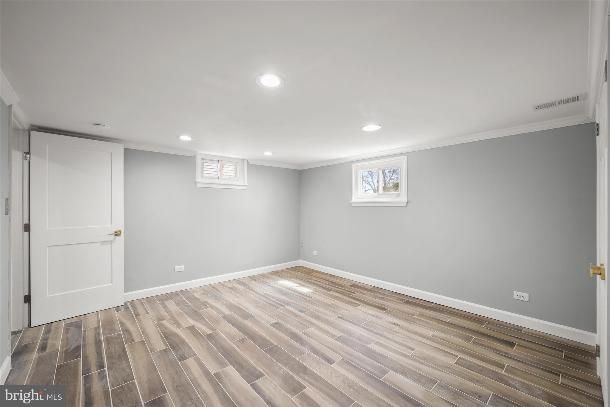 HYATTSVILLE - Residential