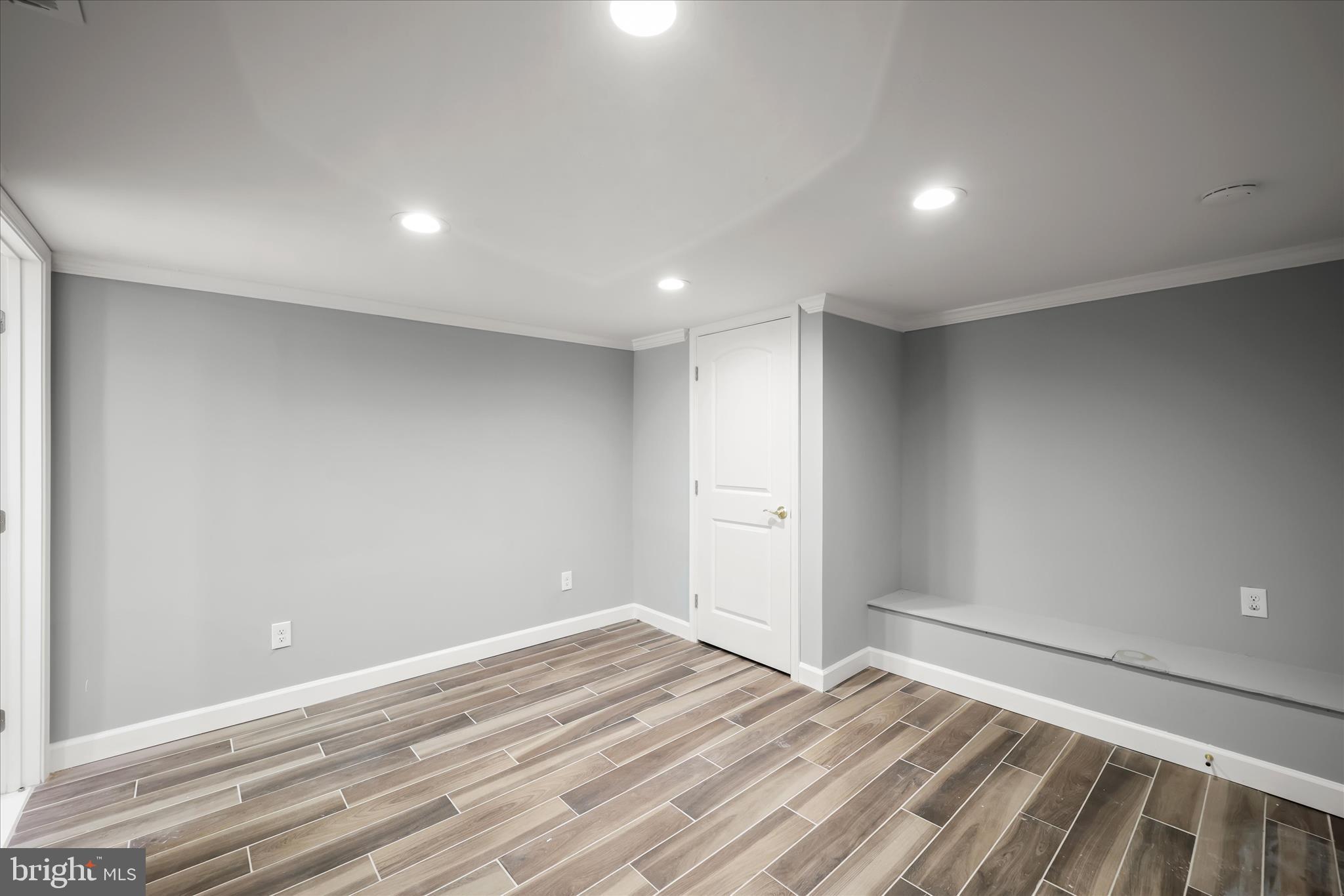HYATTSVILLE - Residential