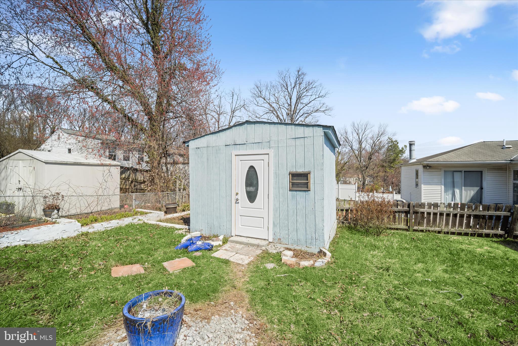 HYATTSVILLE - Residential