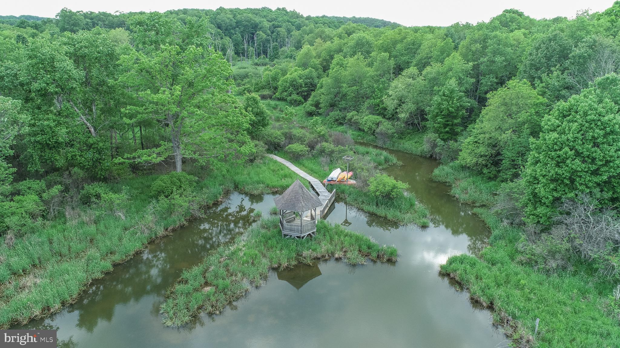 THE OVERLOOK - Land