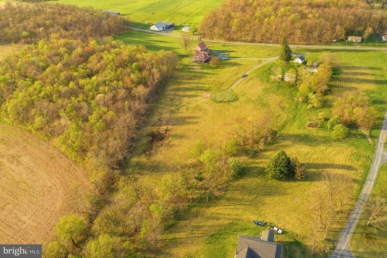 THE OVERLOOK - Land