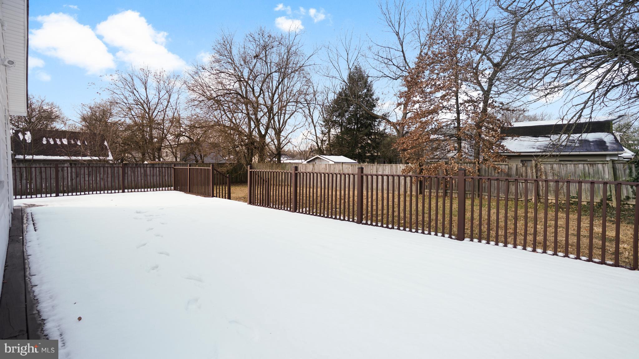 SUMAC FIELDS - Residential Lease