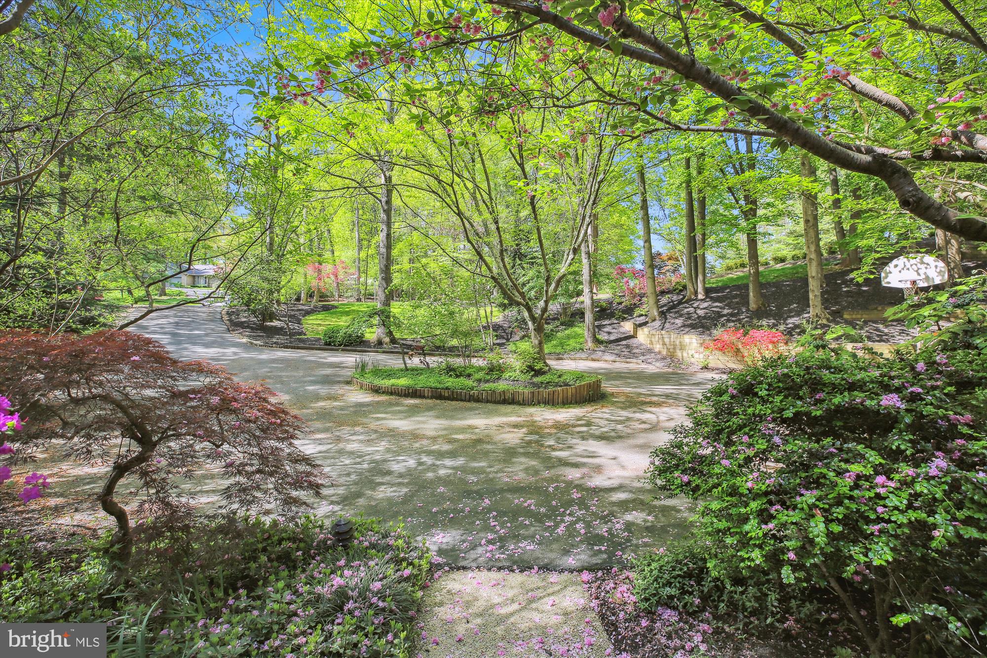 GLEN MILL VILLAGE - Residential