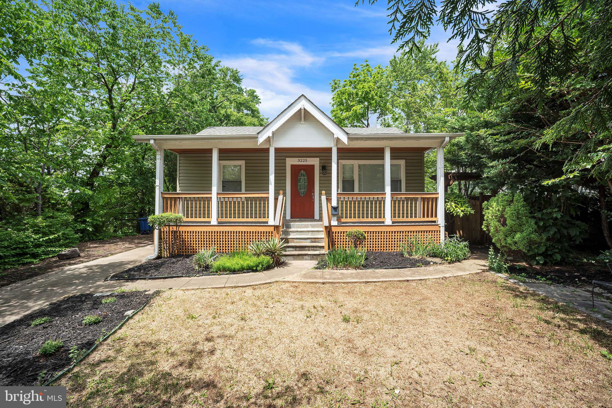 Beautiful 3 bedroom, 2 bath house in Arlington. Hardwood floors and two bedrooms on the open main level, two additional bedrooms in the finished basement. An oasis of a backyard with a detached garage, patio, and pond. Minutes to DC via I-395 or US-50/I-66, close to bus/Metro, short distance to Arlington's favorite restaurants, parks, and more.