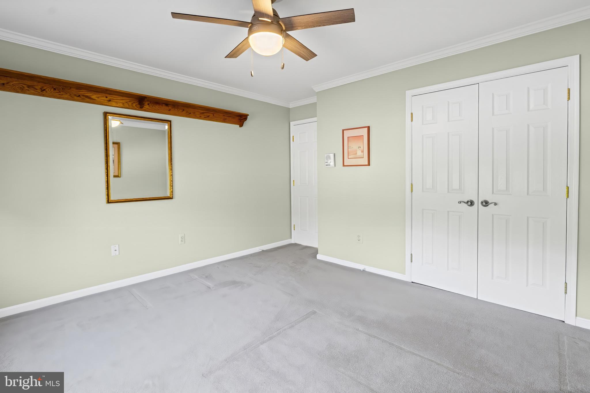 HUNTERS RUN - Residential
