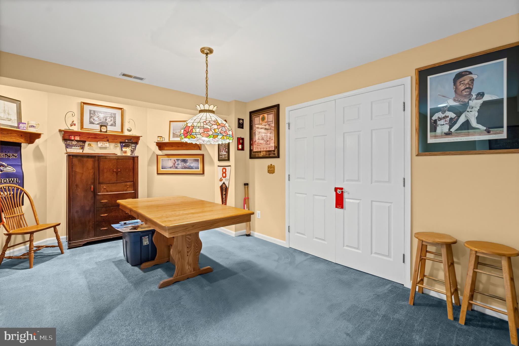 HUNTERS RUN - Residential