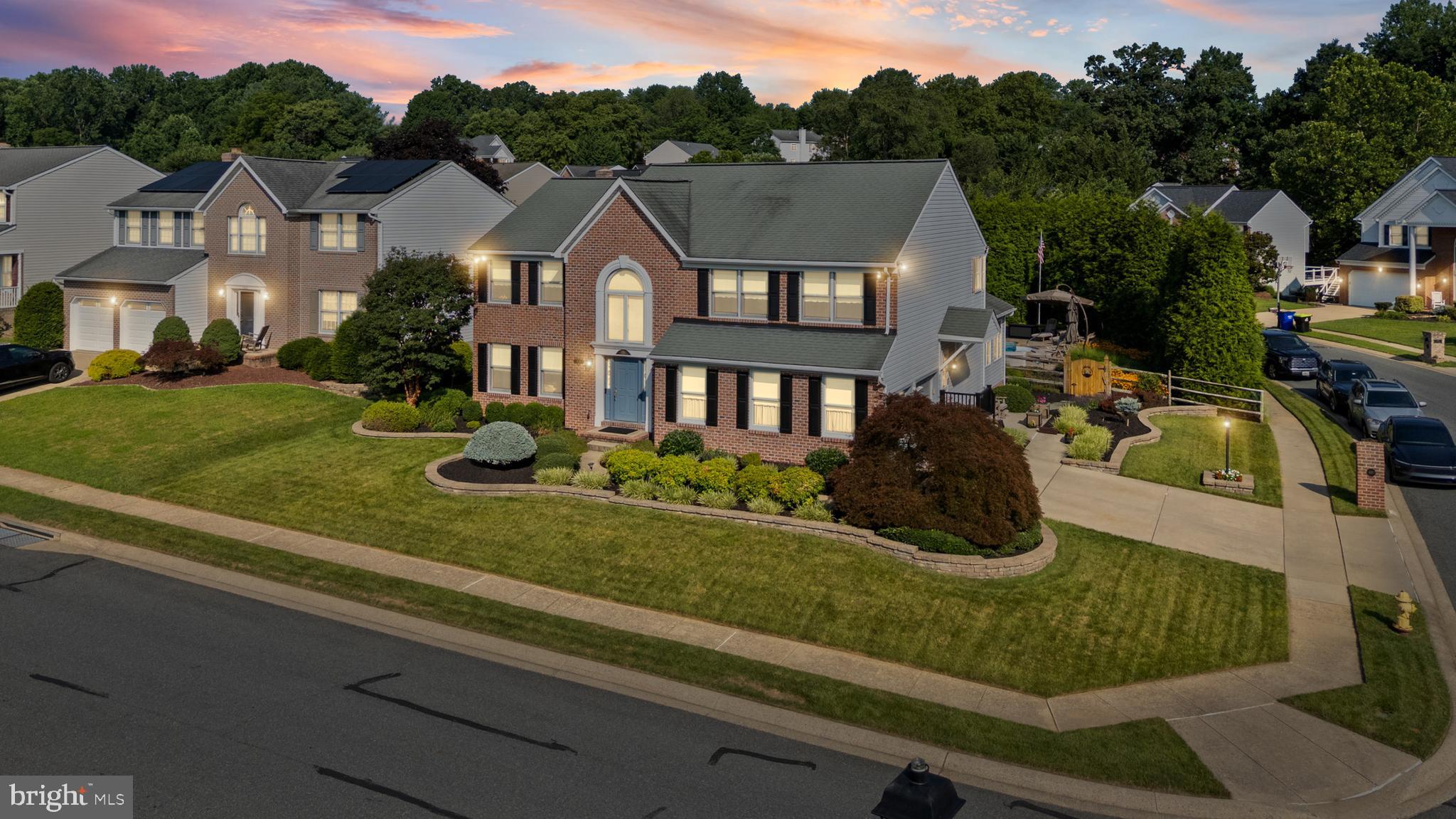 HUNTERS RUN - Residential
