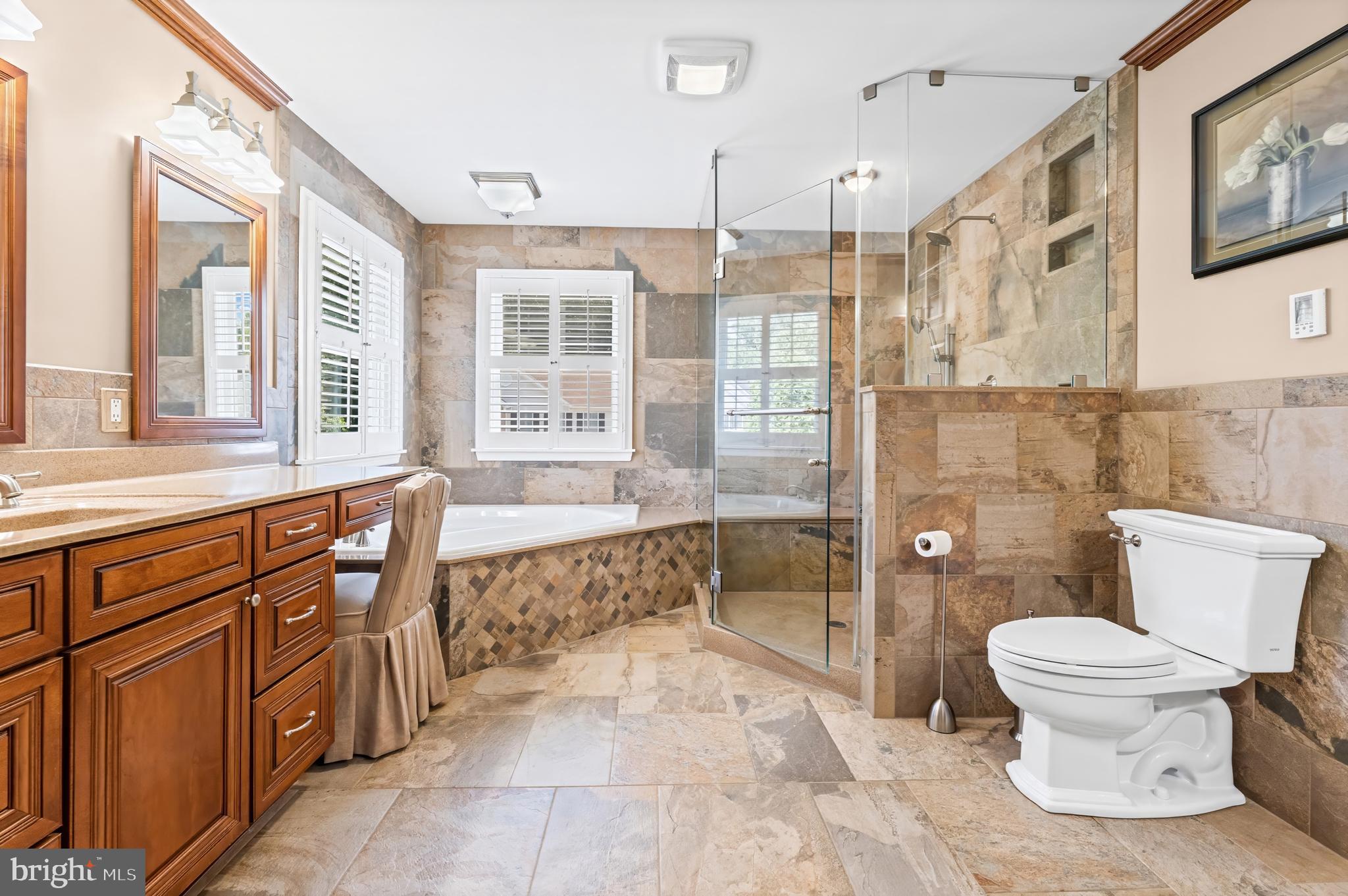 HUNTERS RUN - Residential