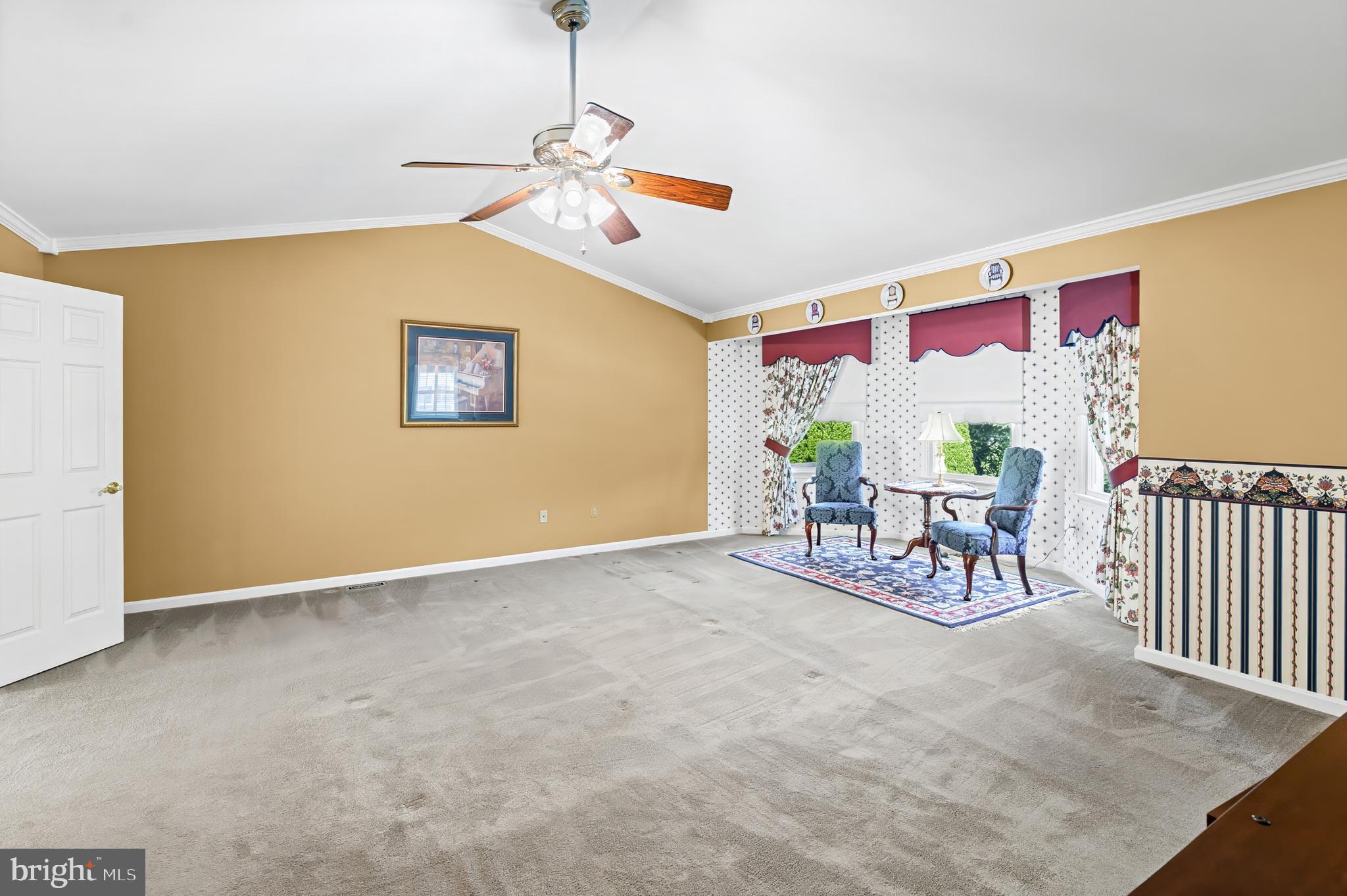 HUNTERS RUN - Residential
