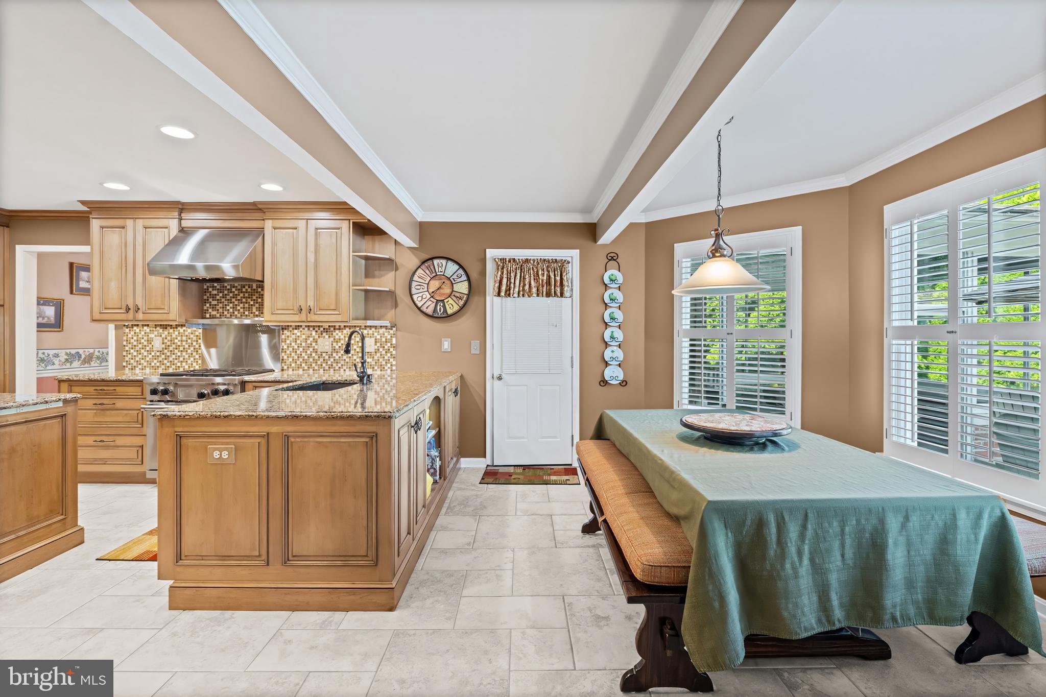 HUNTERS RUN - Residential
