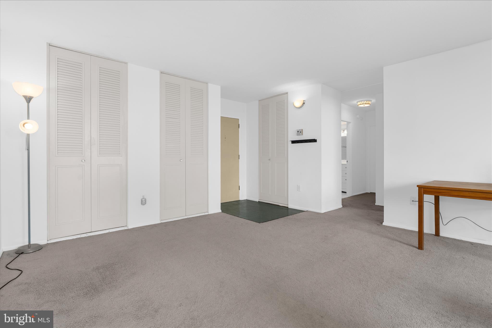 CHARLES VILLAGE - Residential