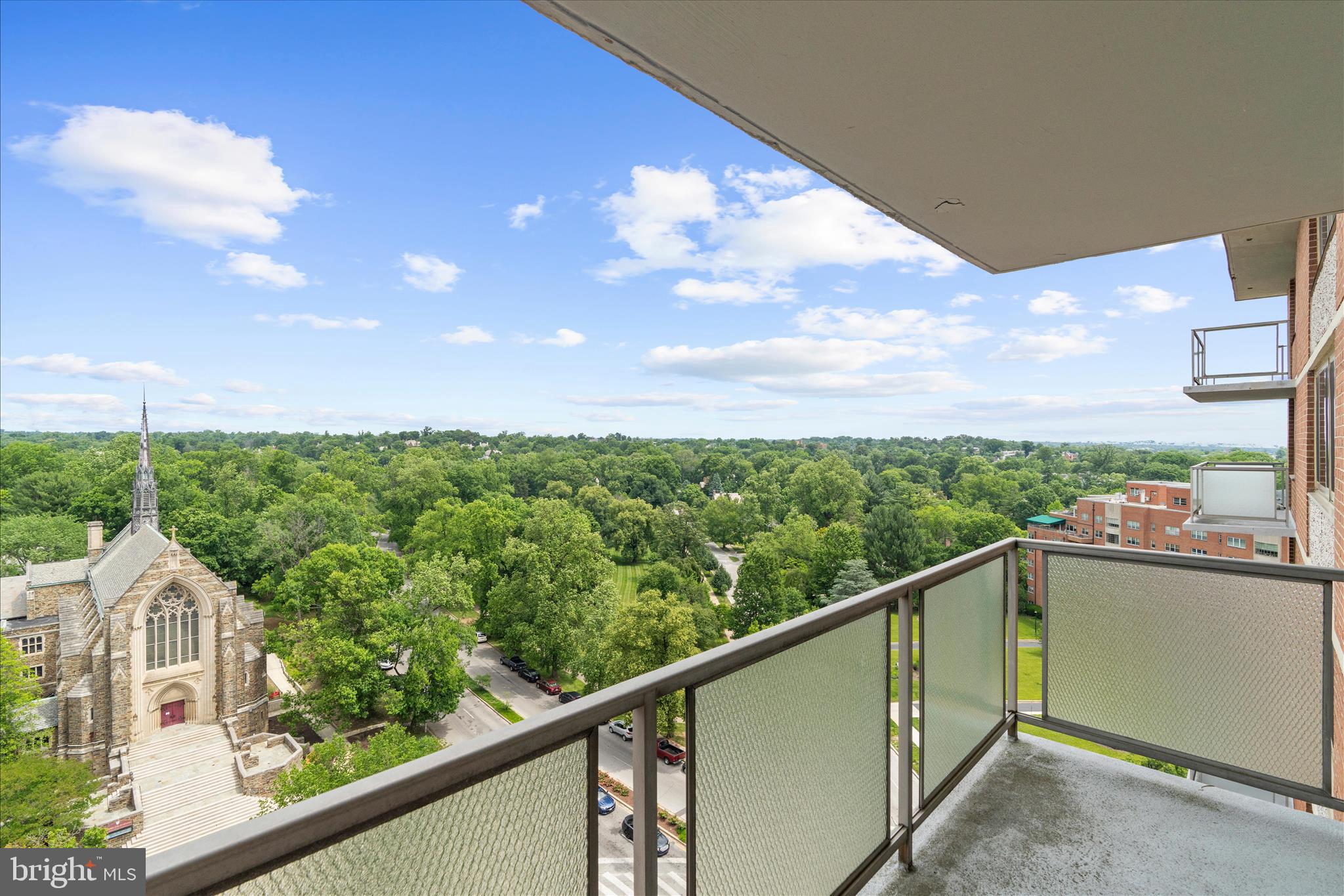 CHARLES VILLAGE - Residential