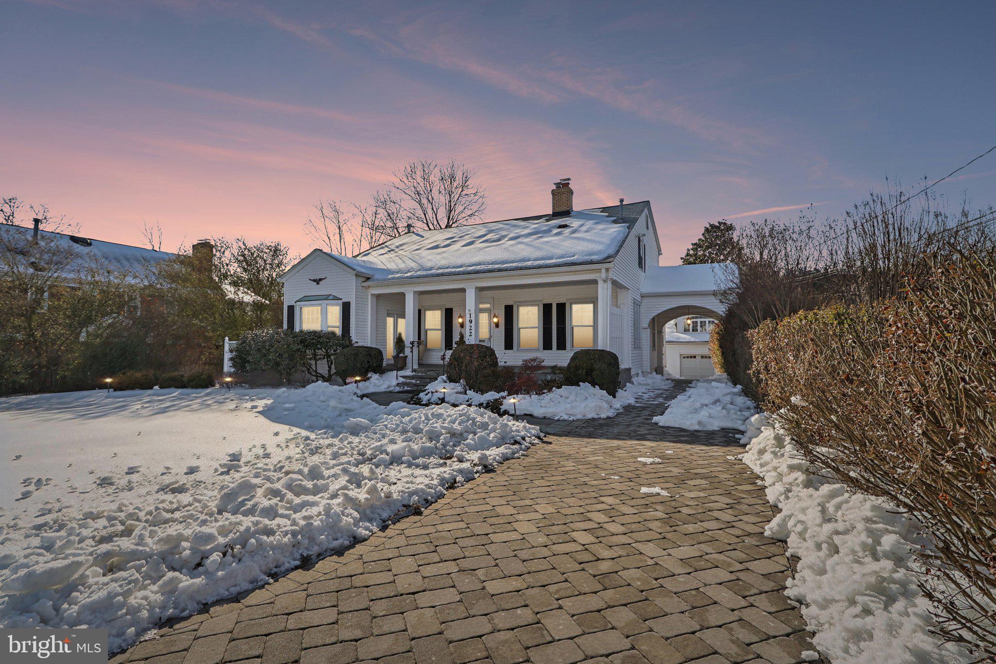 ARLINGTON RIDGE - Residential