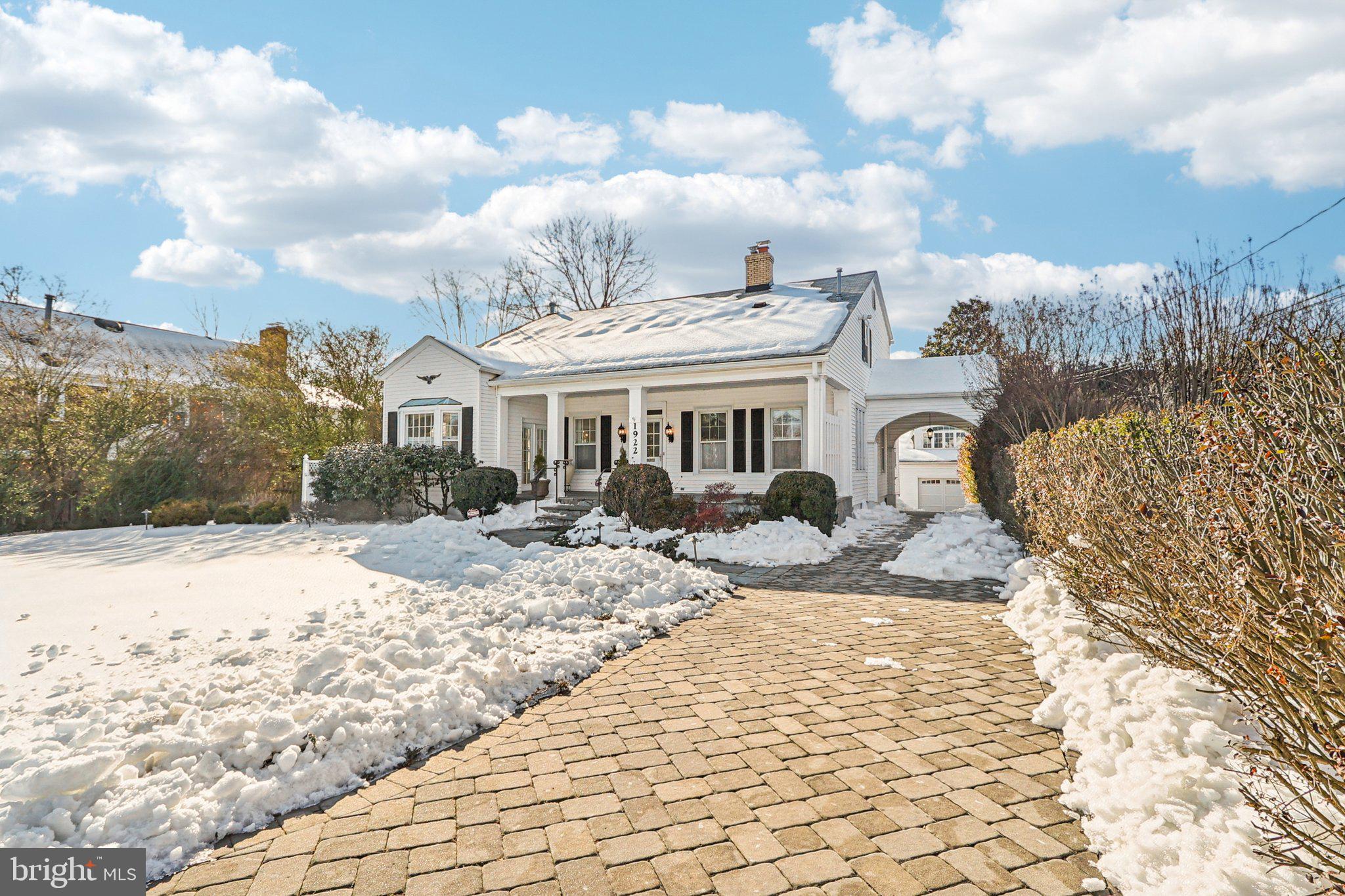 ARLINGTON RIDGE - Residential