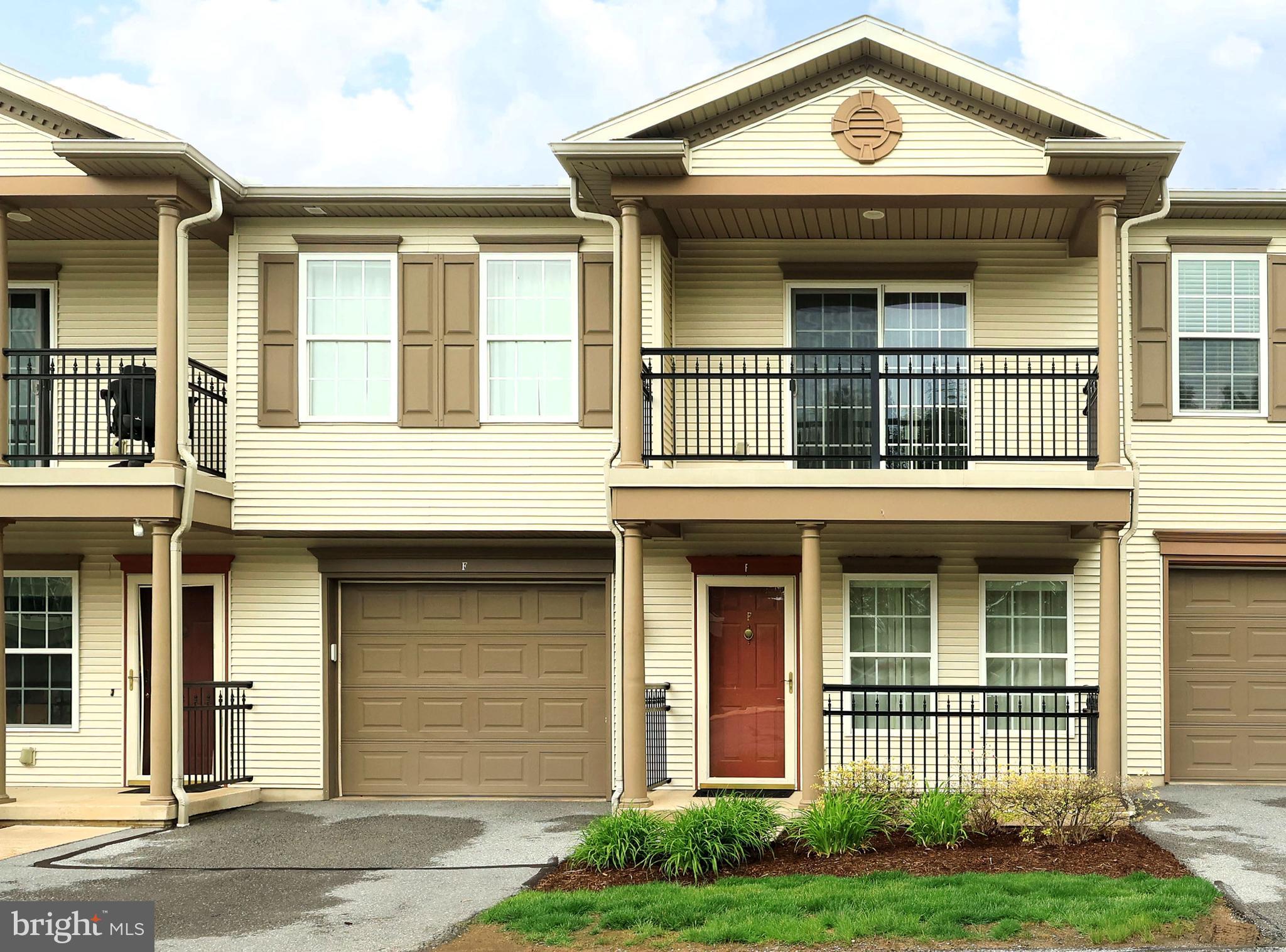 HOMECOMING RIDGE II - Residential