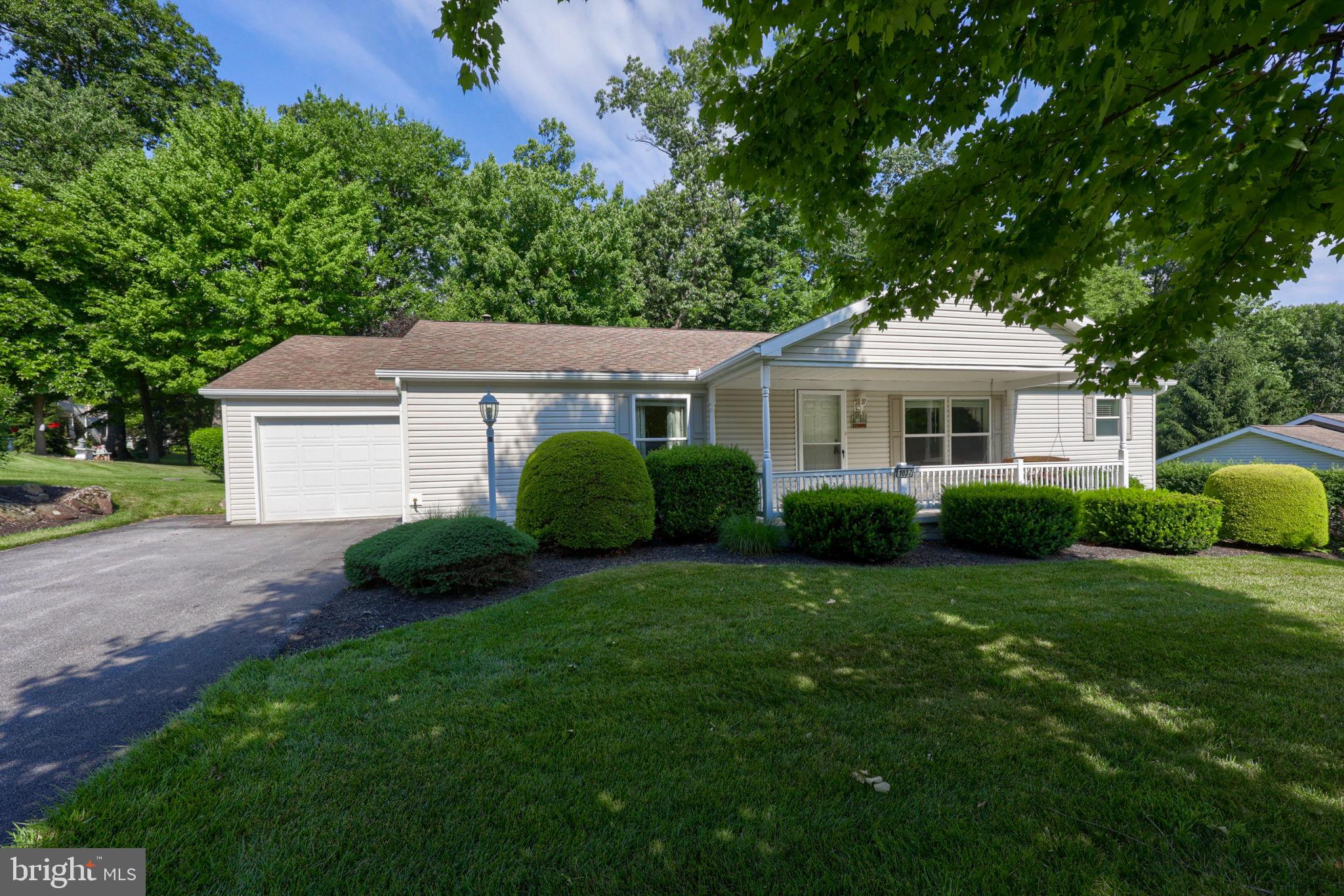 GRETNA SPRINGS COMMUNITY - Residential