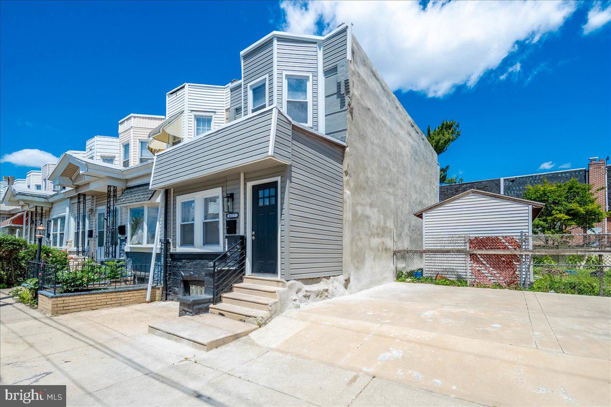 PASSYUNK SQUARE - Residential