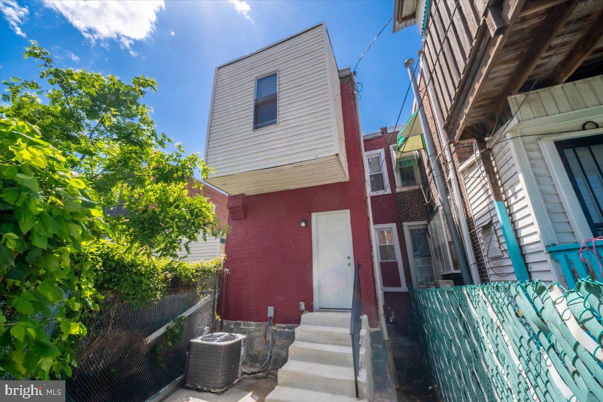 PASSYUNK SQUARE - Residential