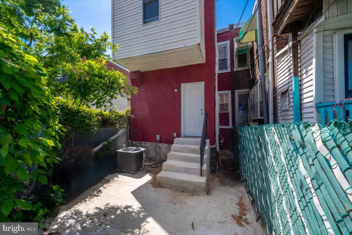 PASSYUNK SQUARE - Residential