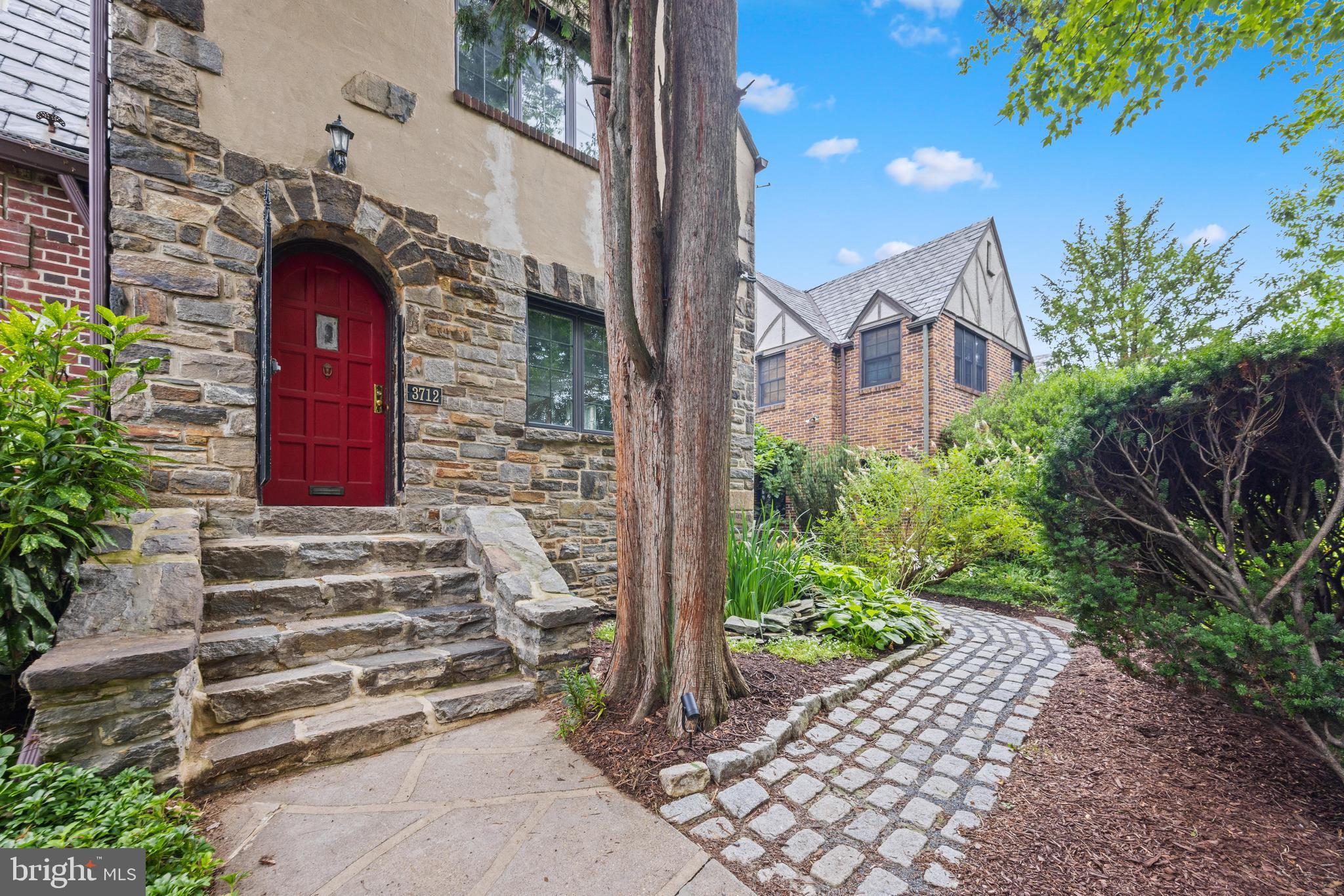 EDNOR GARDENS HISTORIC DISTRICT - Residential
