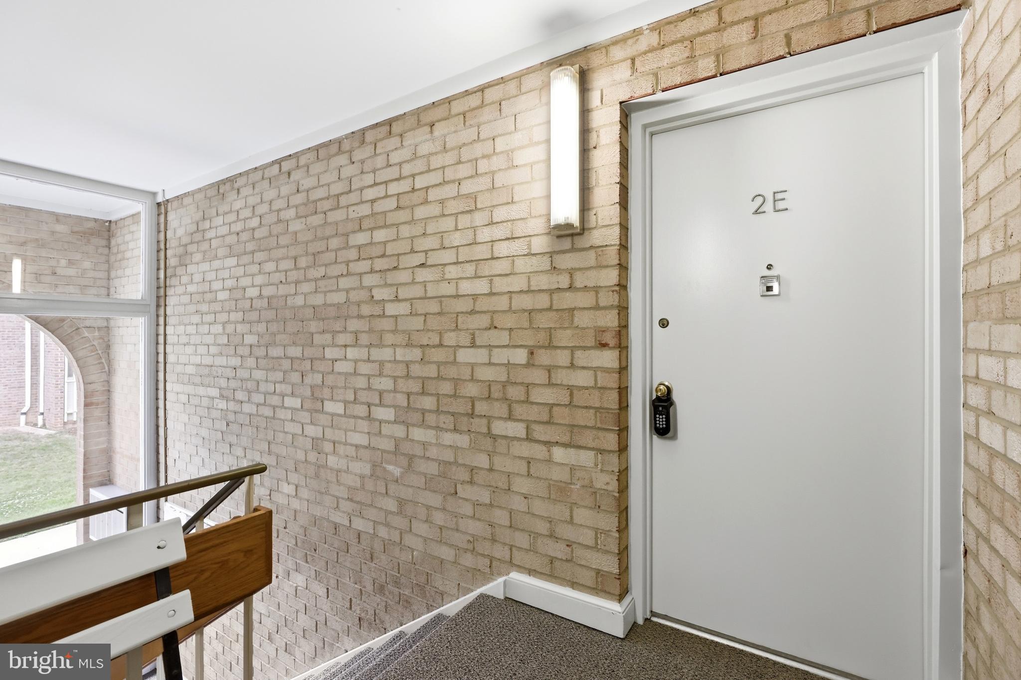 LEISURE WORLD - Residential