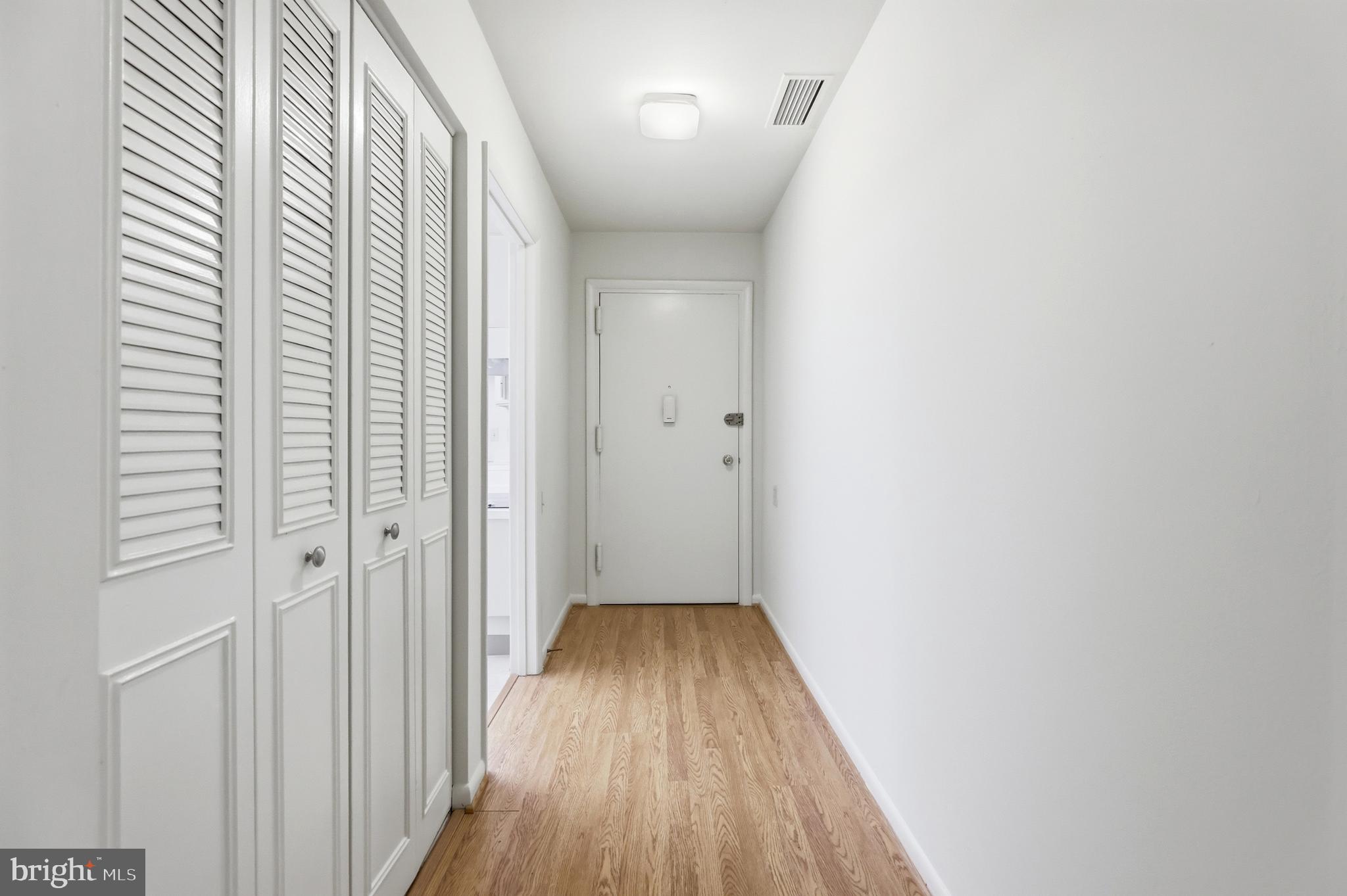LEISURE WORLD - Residential
