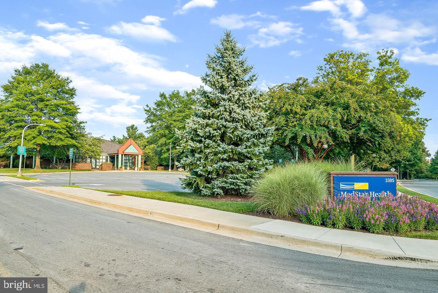 LEISURE WORLD - Residential