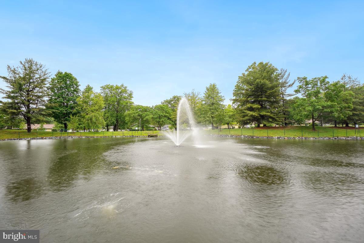 LEISURE WORLD - Residential