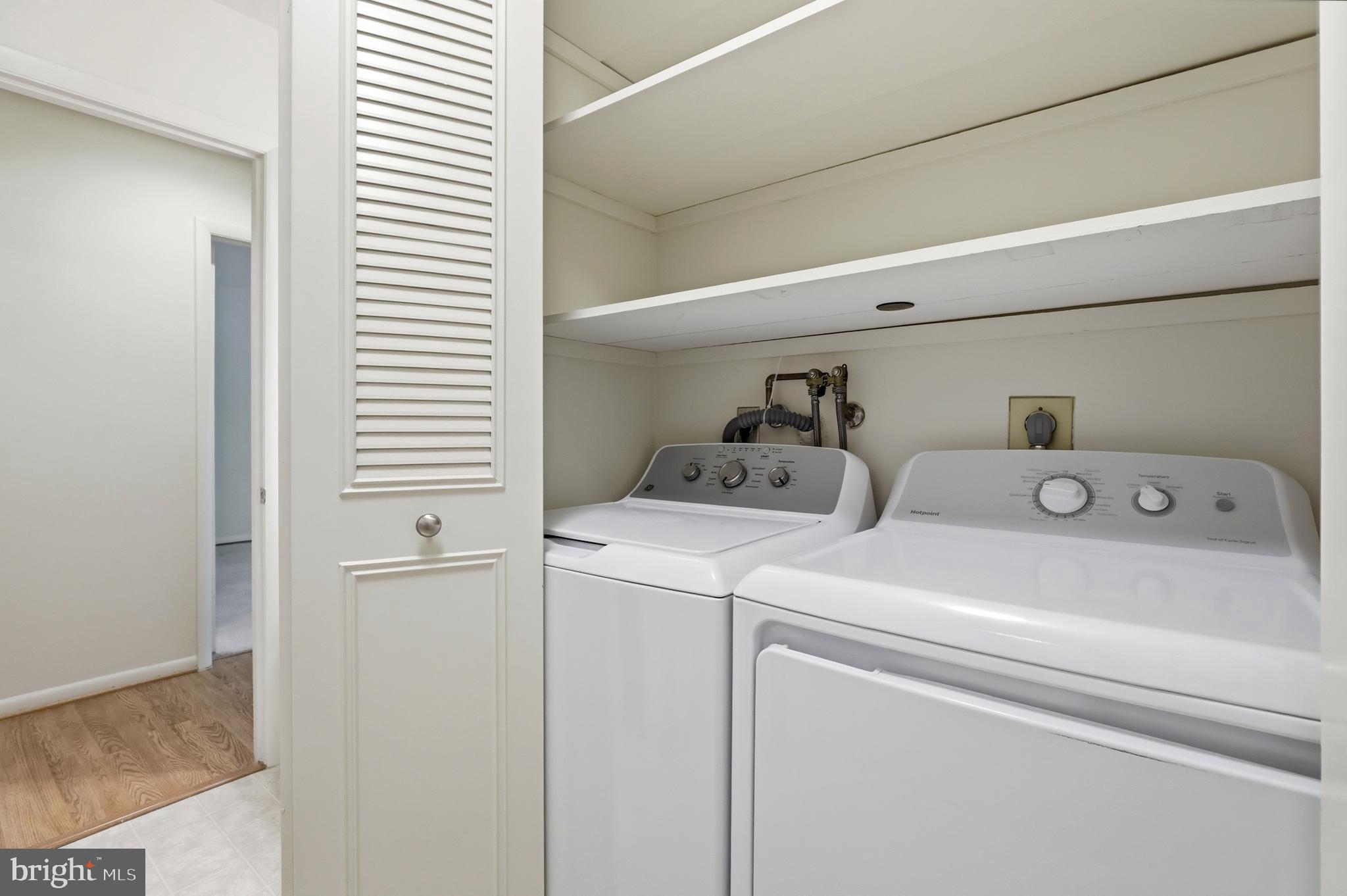 LEISURE WORLD - Residential