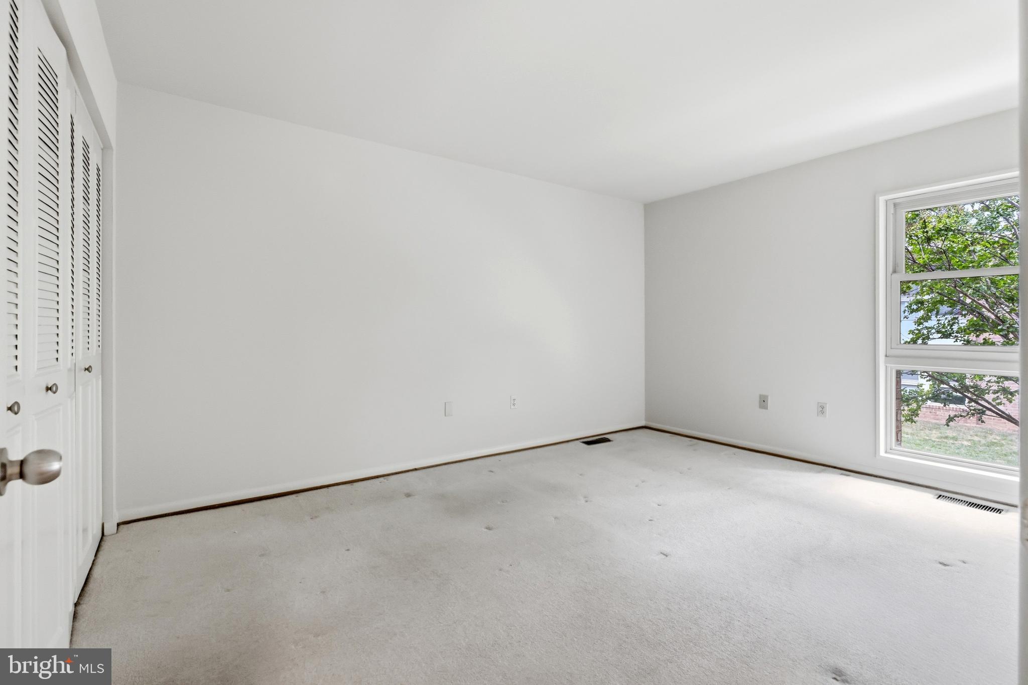 LEISURE WORLD - Residential