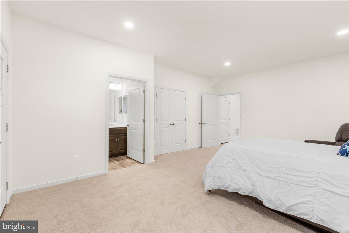 ROSEDALE - Residential