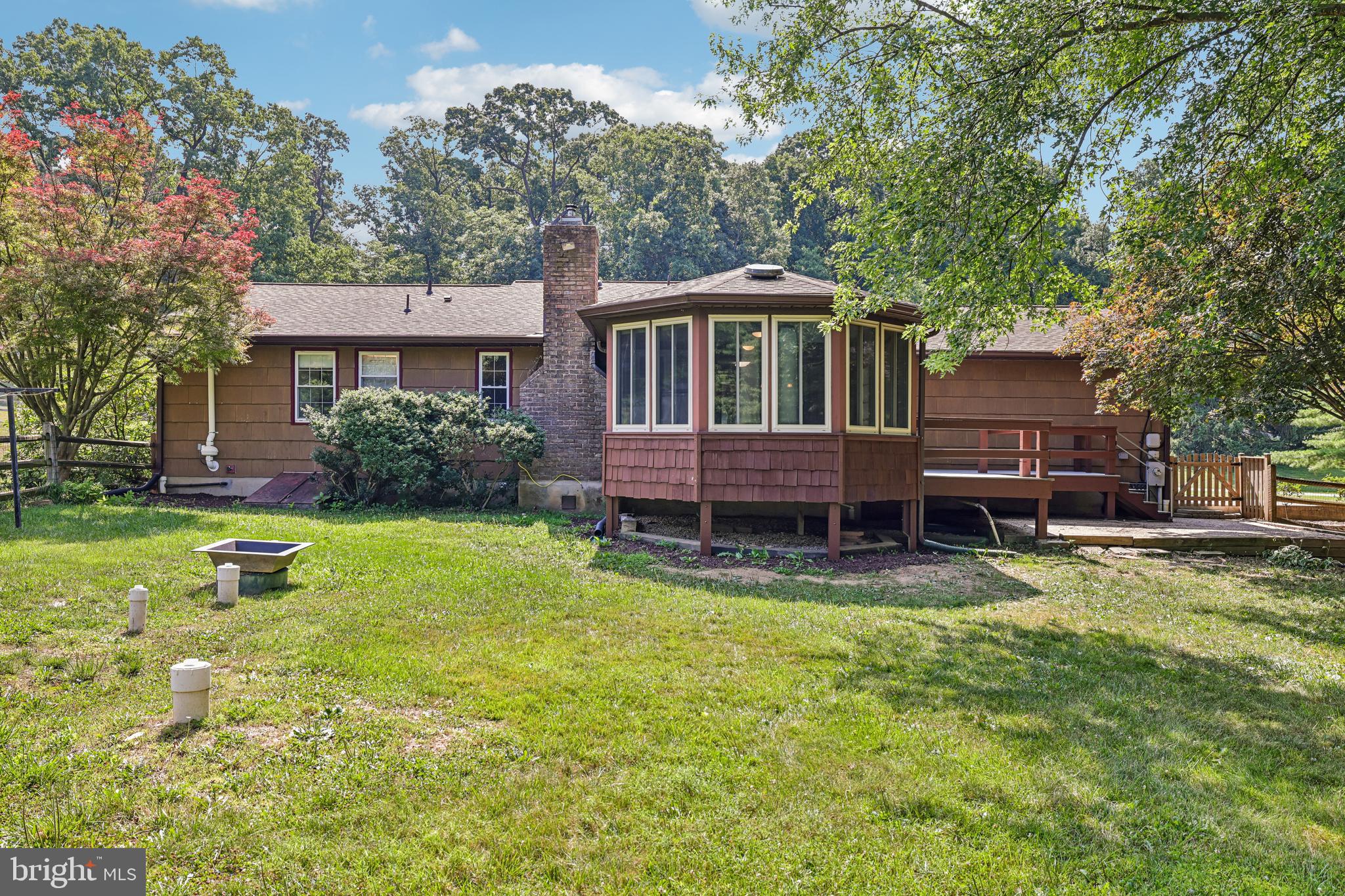 BLUE GRASS MANOR - Residential