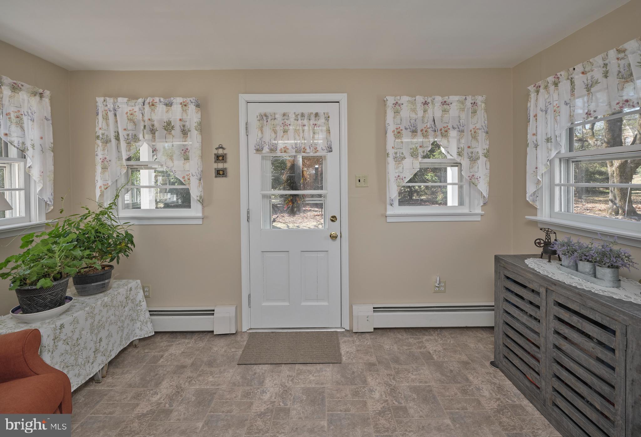 CANTERBURY WOODS - Residential