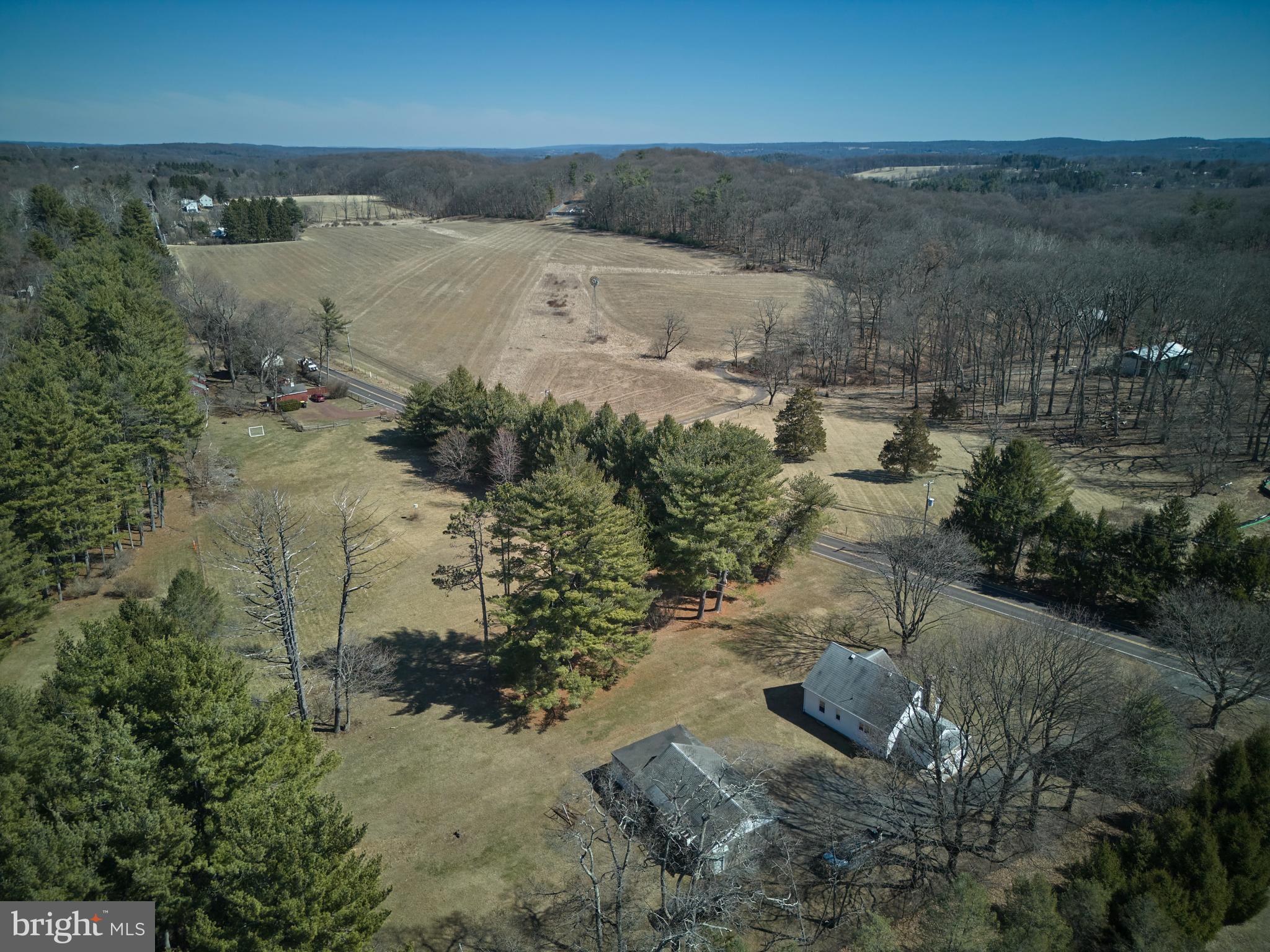 CANTERBURY WOODS - Residential