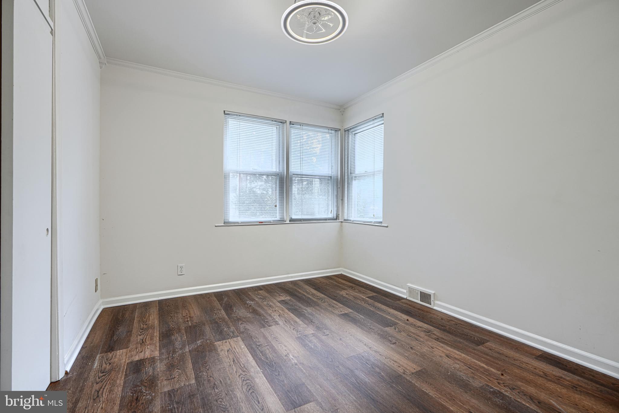 MOUNT WASHINGTON - Residential