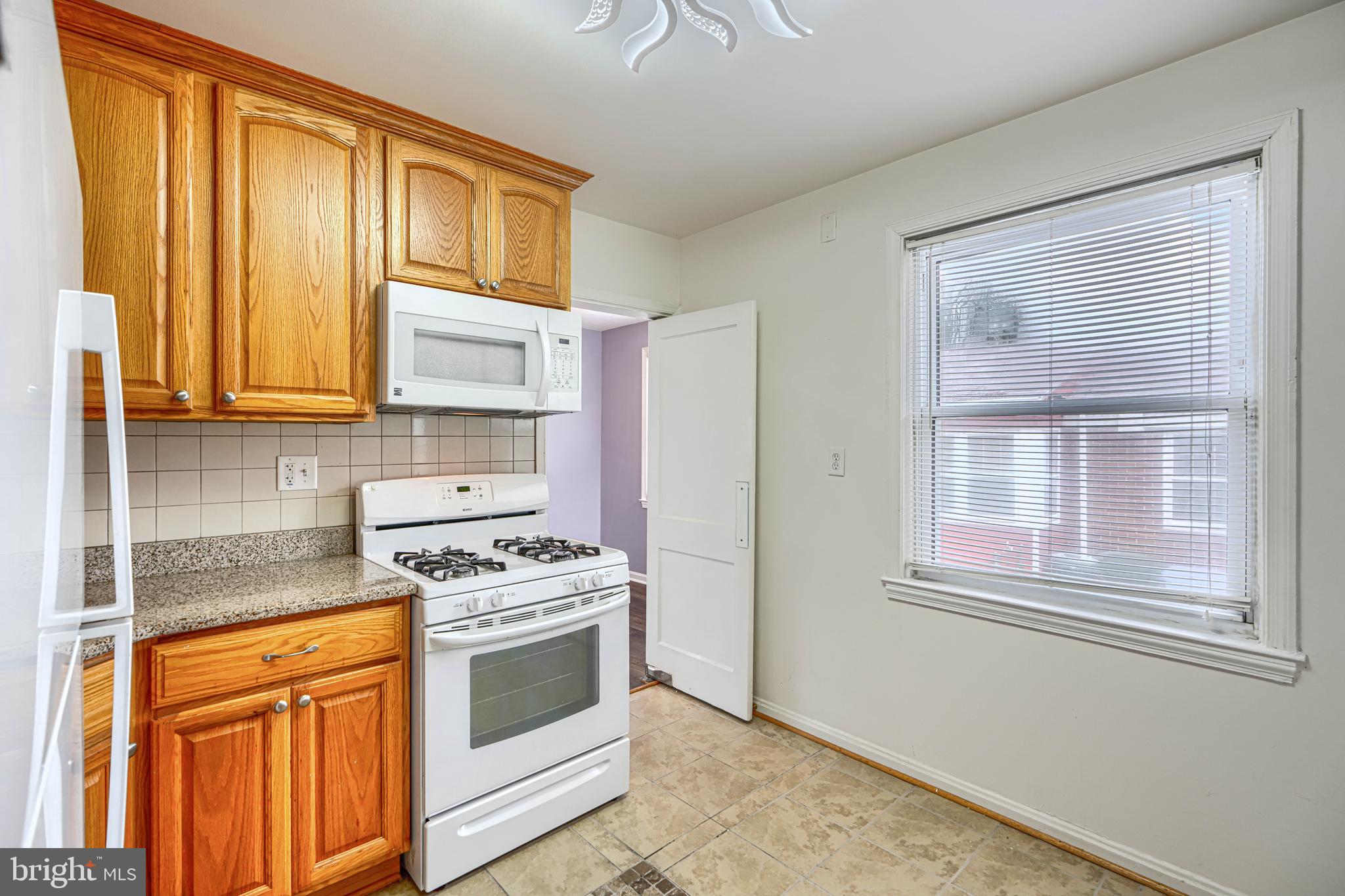 MOUNT WASHINGTON - Residential