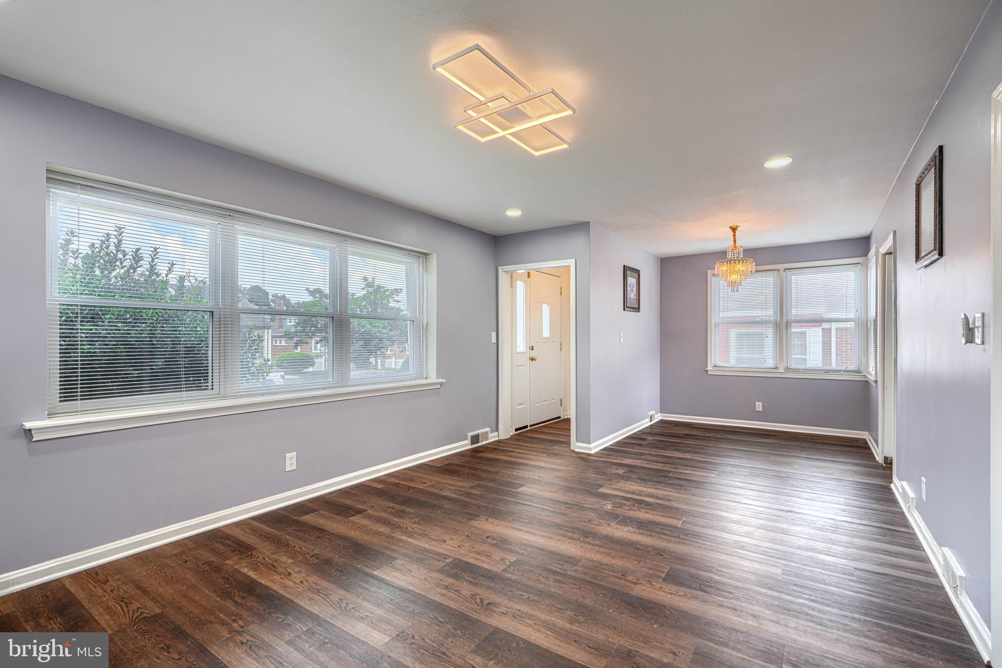 MOUNT WASHINGTON - Residential
