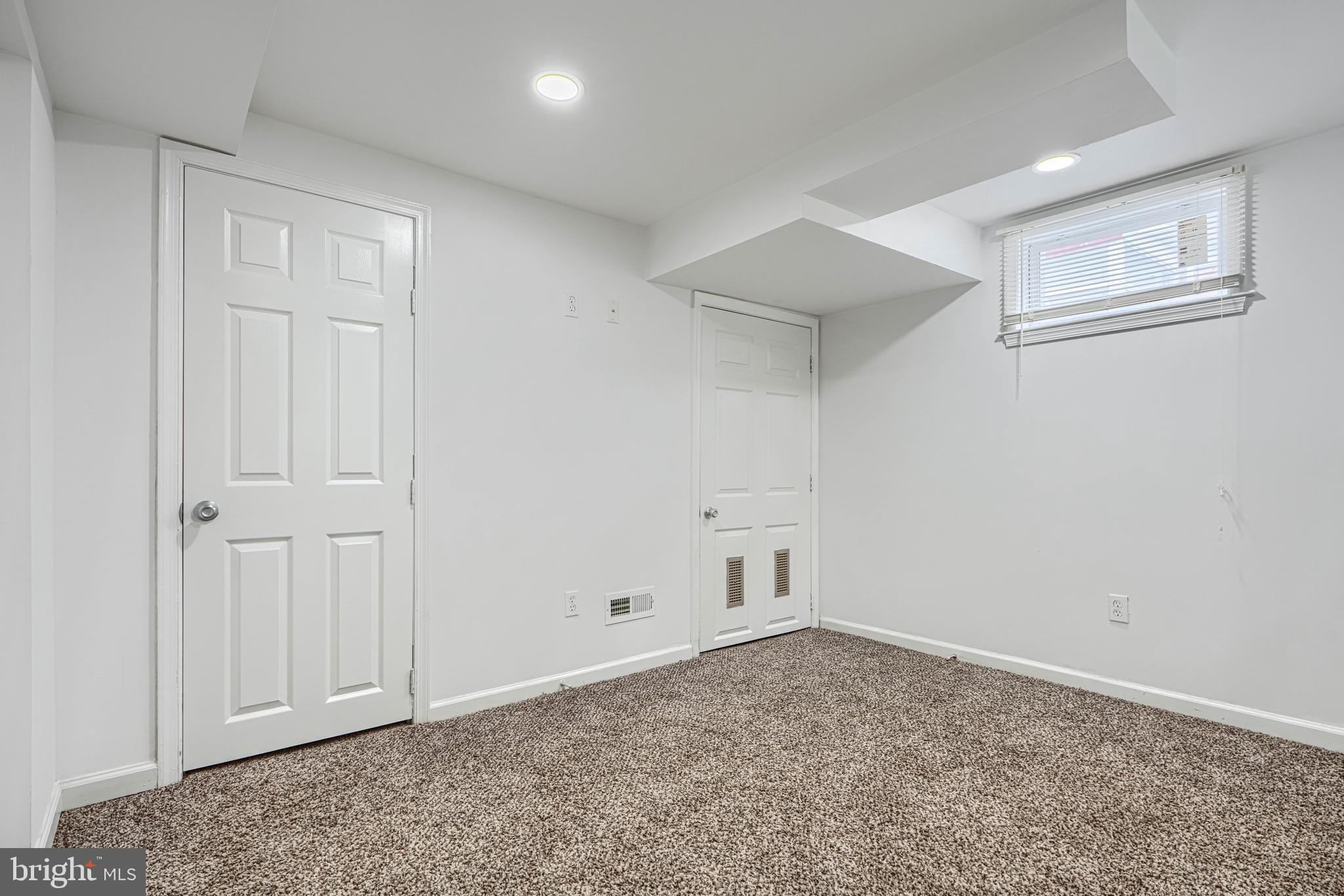 MOUNT WASHINGTON - Residential