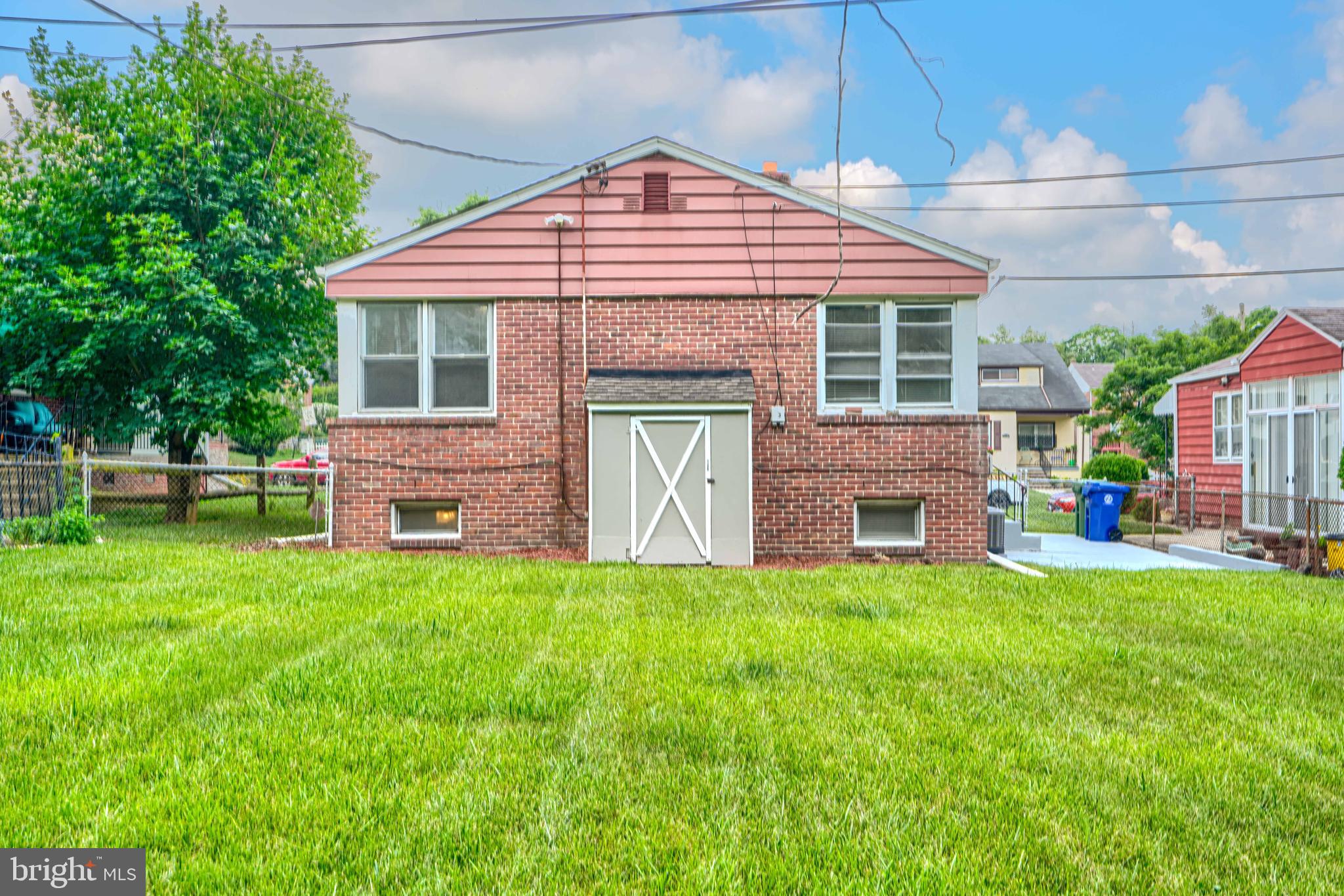 MOUNT WASHINGTON - Residential