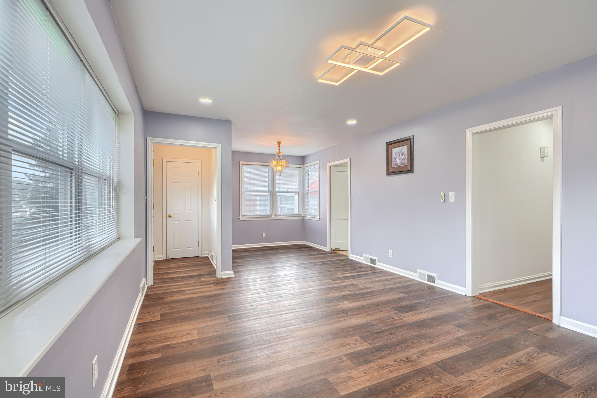 MOUNT WASHINGTON - Residential