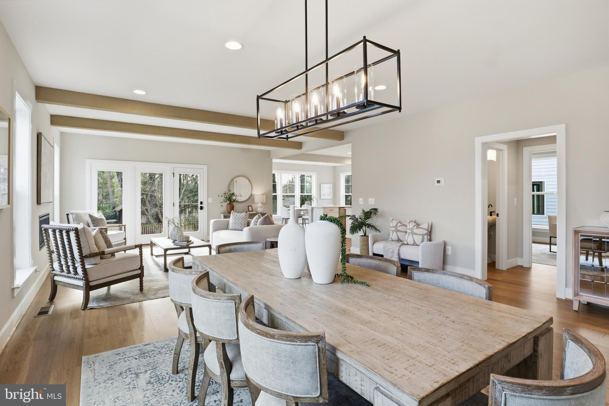 VIENNA HILLS - Residential