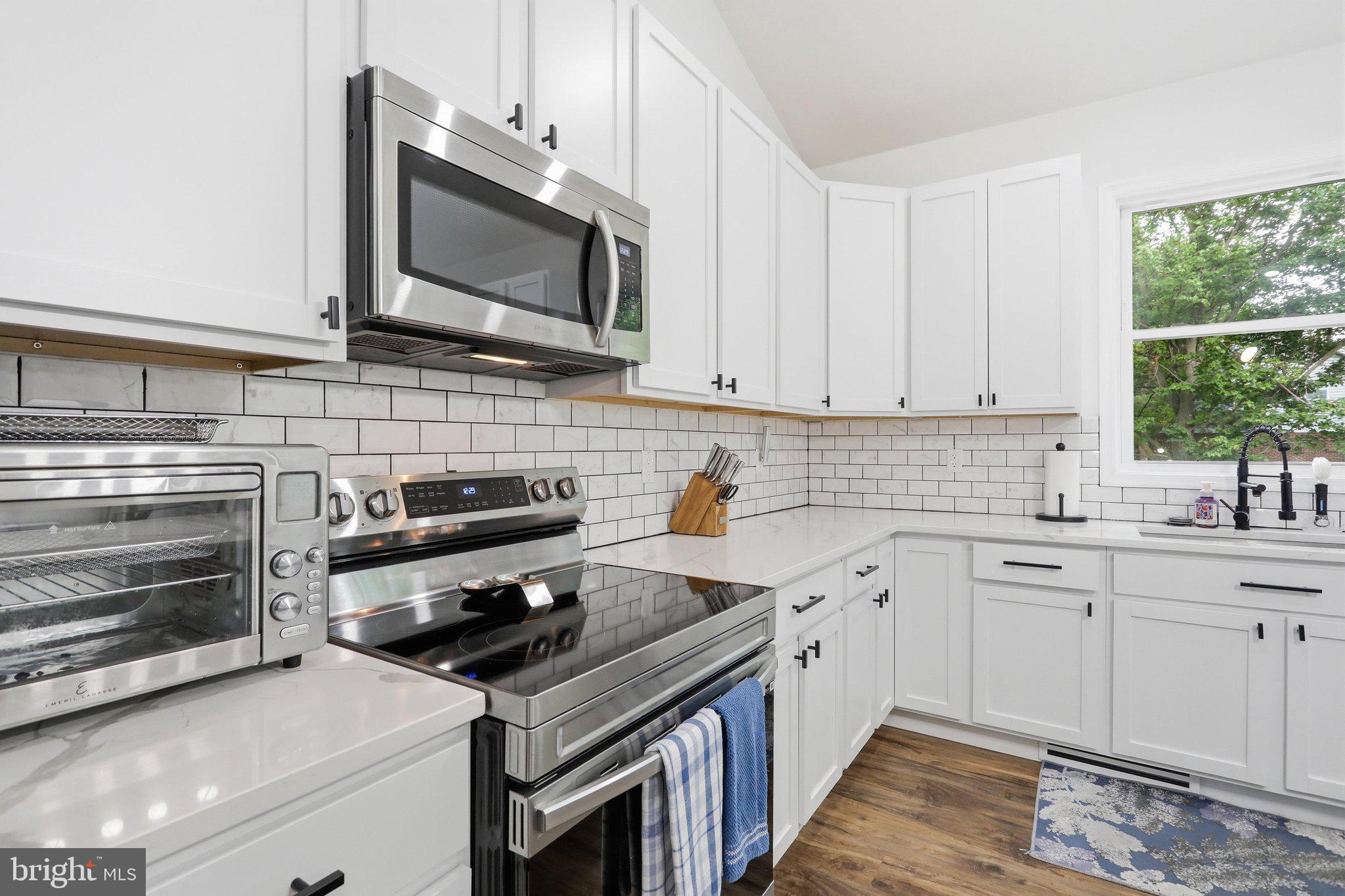 PIKE VIEW ACRES - Residential