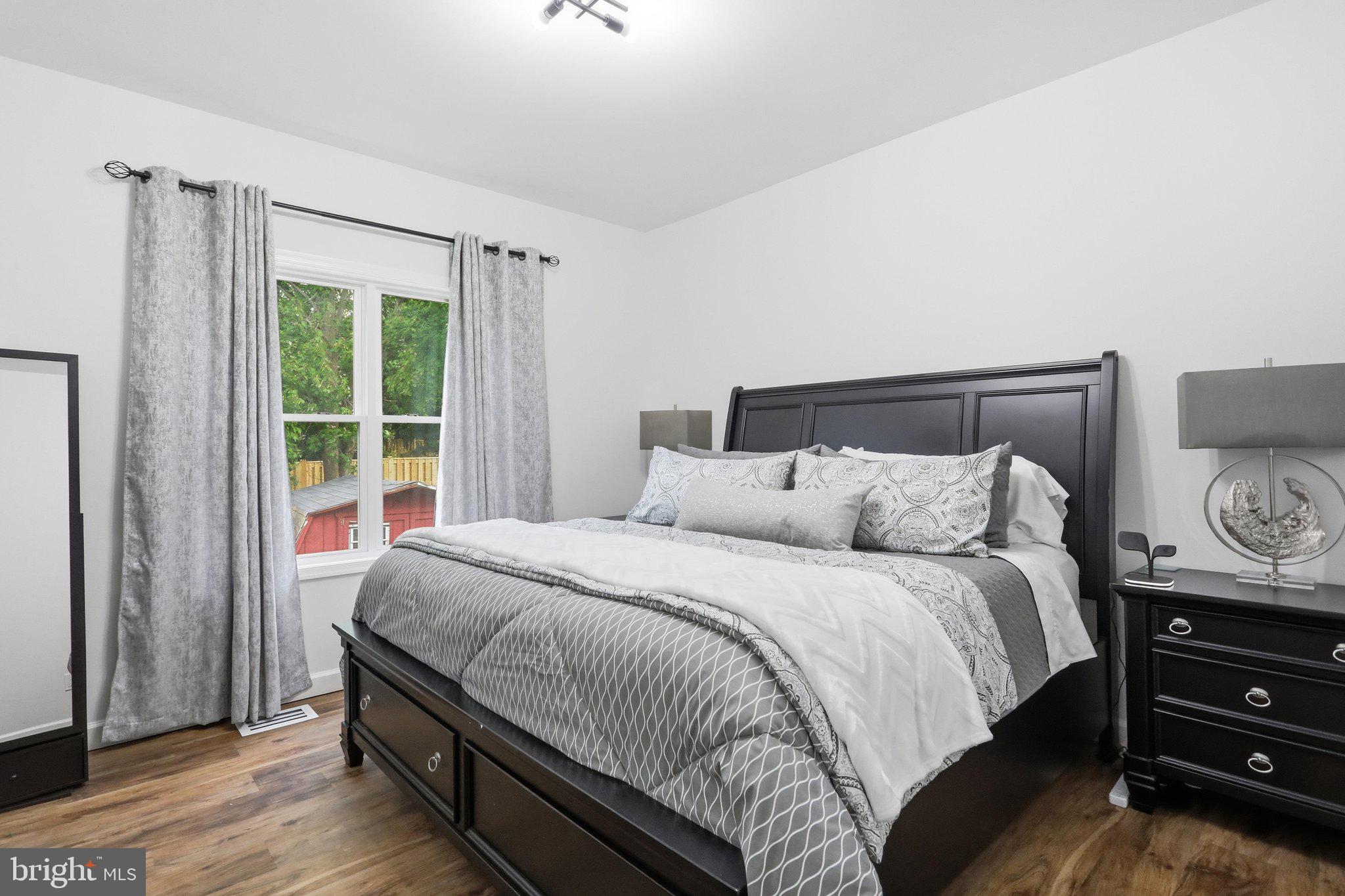 PIKE VIEW ACRES - Residential