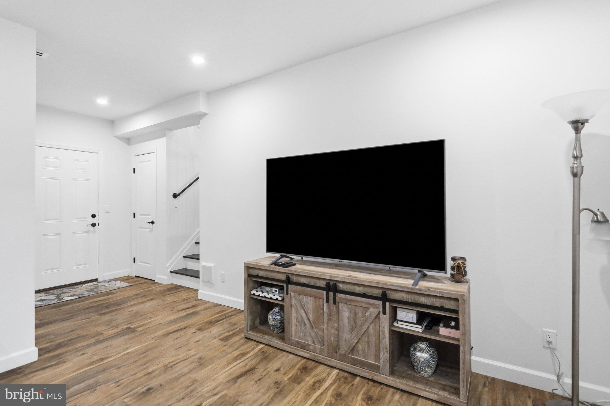 PIKE VIEW ACRES - Residential