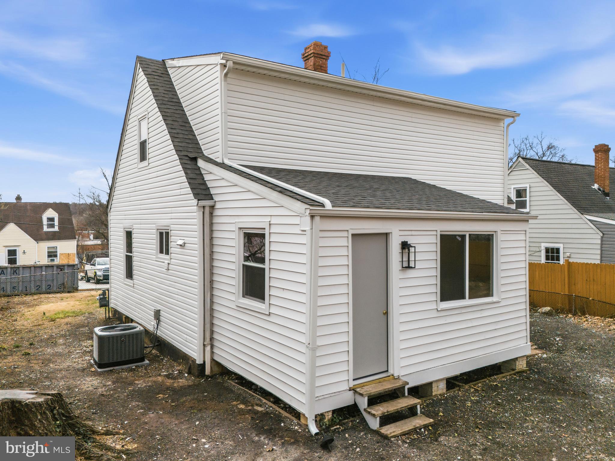 WASHINGTON SUBURBAN HOME - Residential