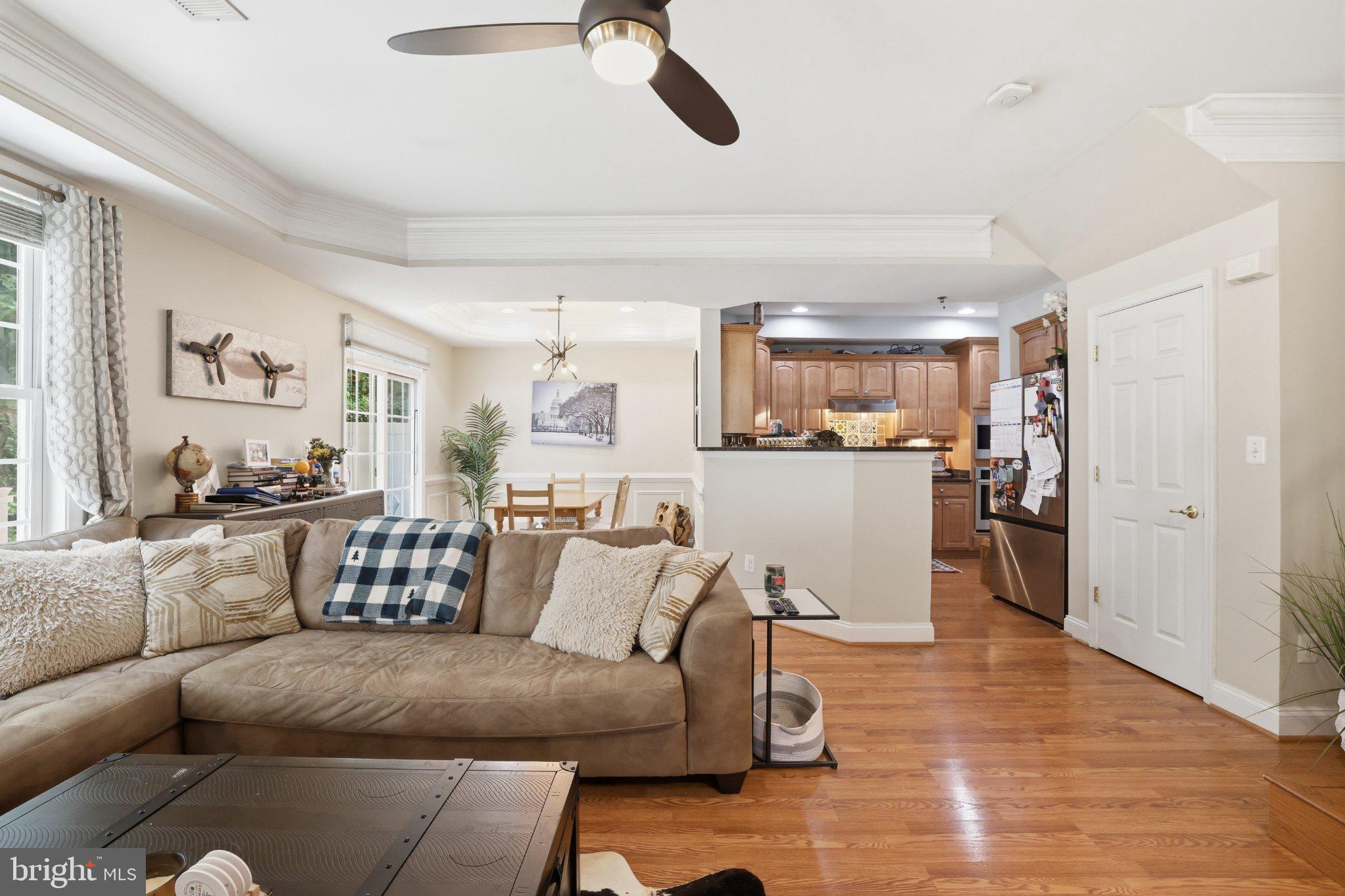 GROVETON WOODS - Residential
