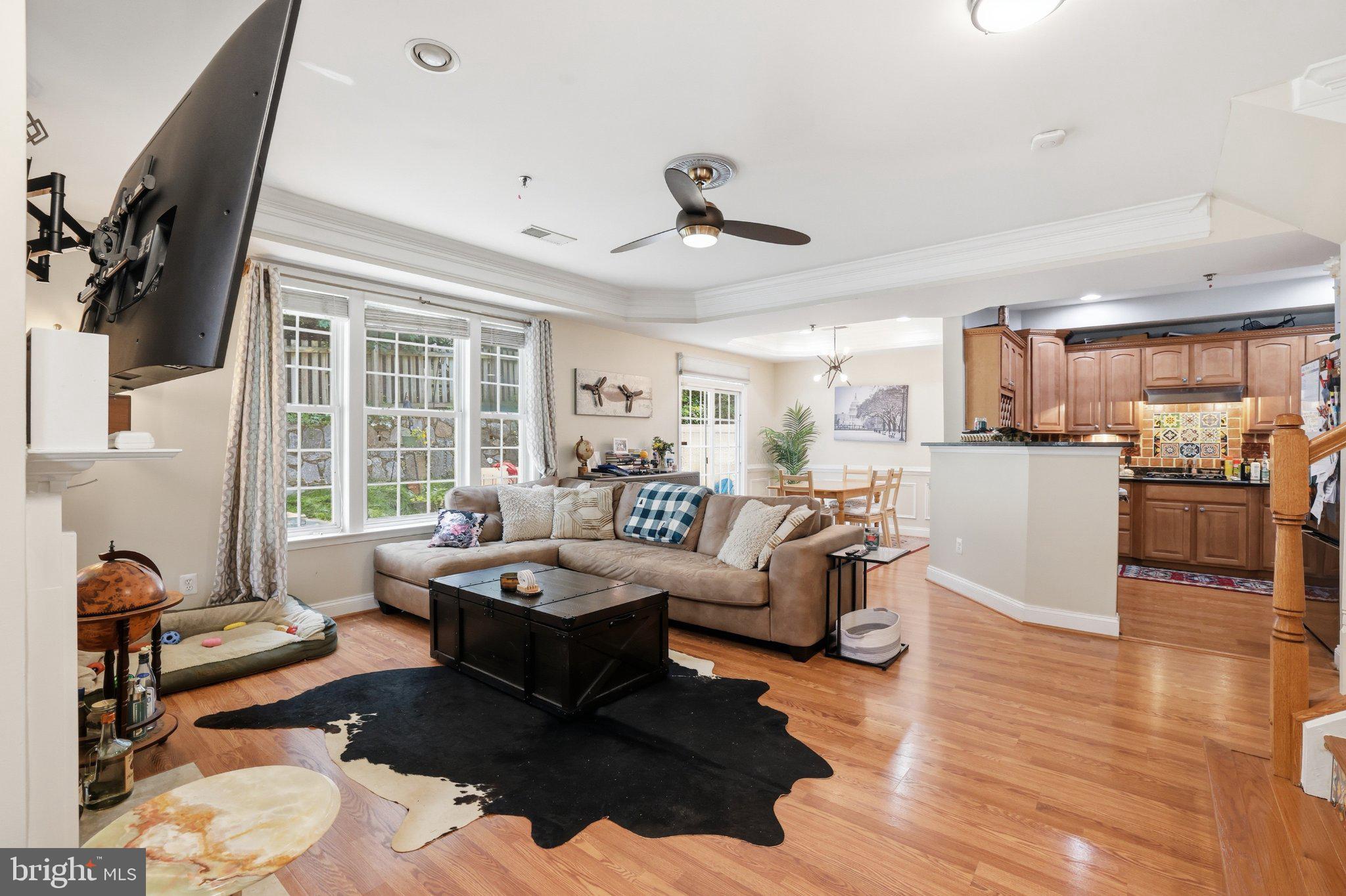 GROVETON WOODS - Residential