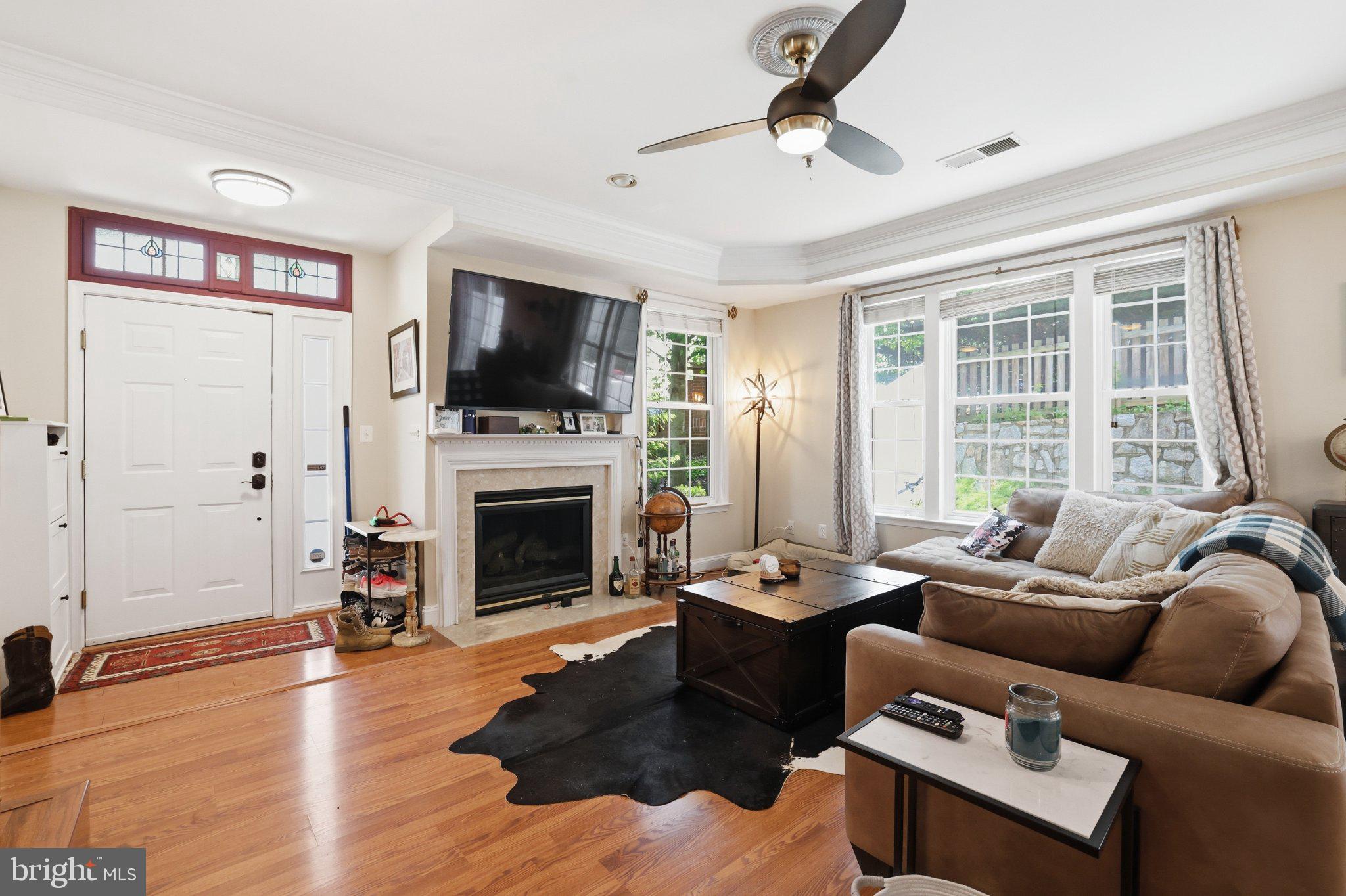 GROVETON WOODS - Residential