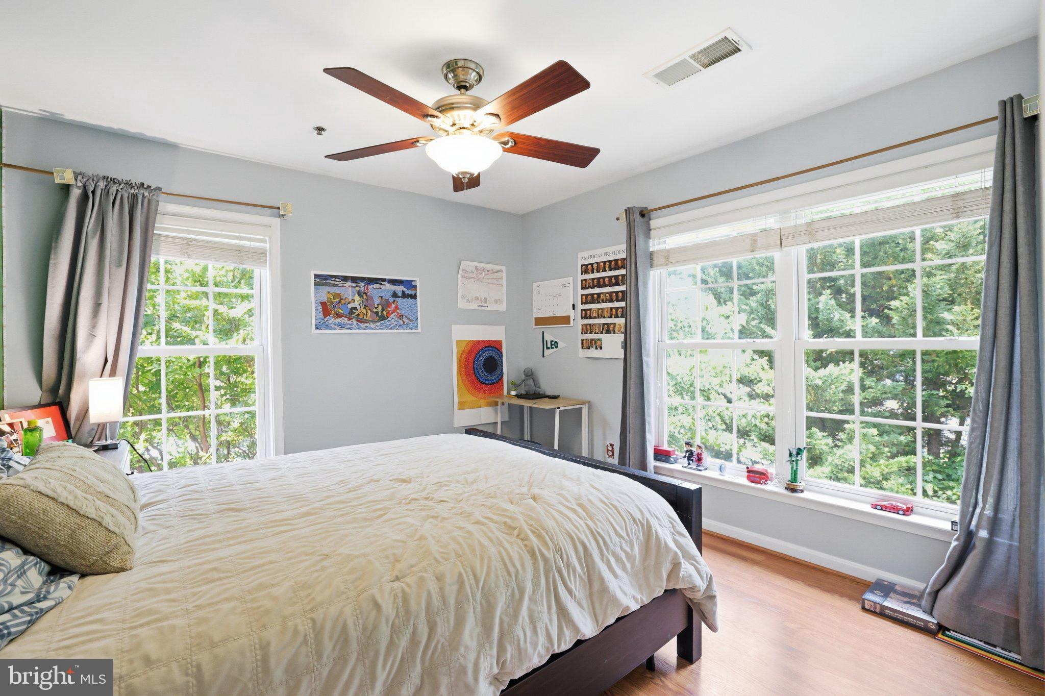 GROVETON WOODS - Residential