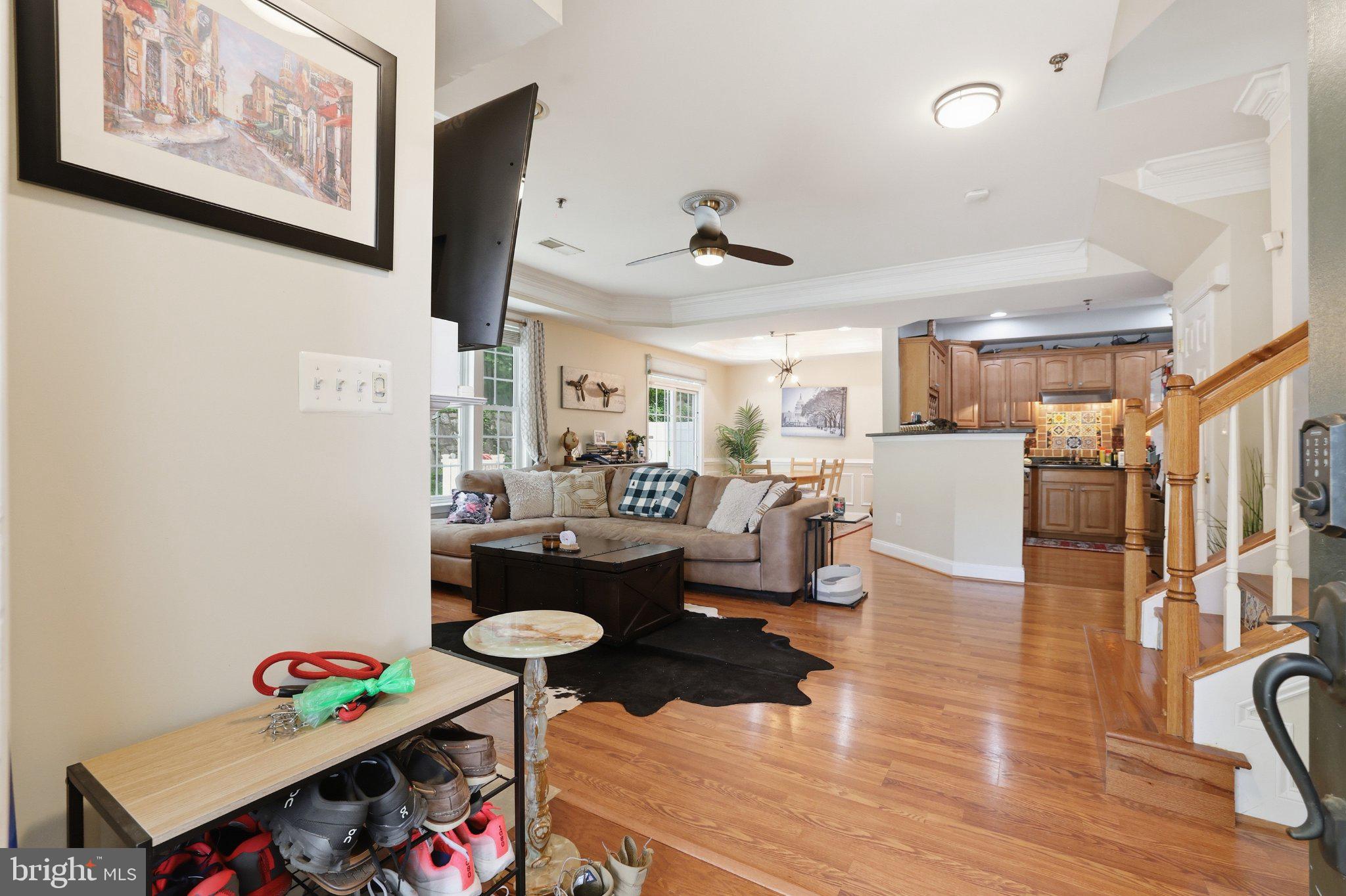 GROVETON WOODS - Residential